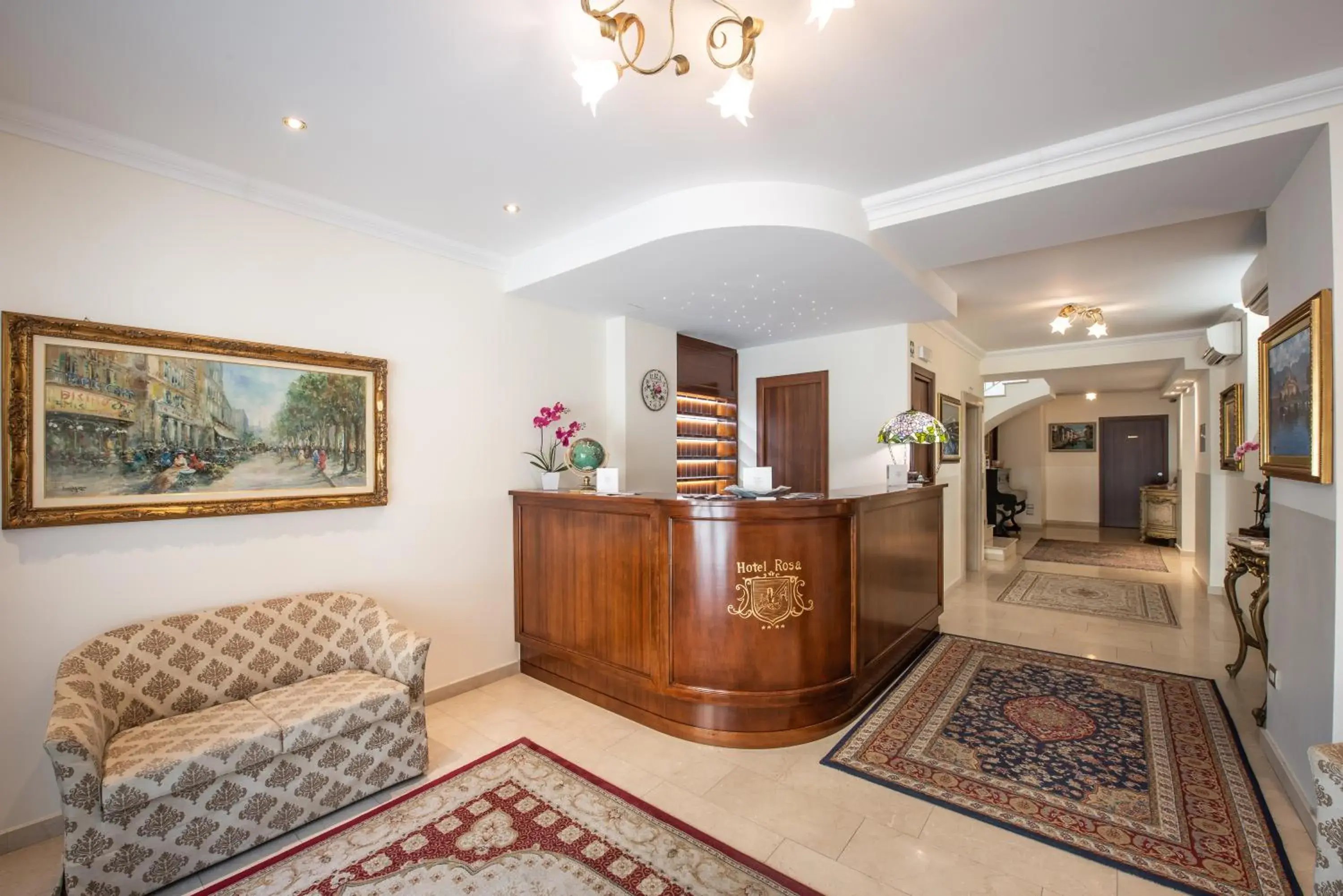 Lobby or reception in Hotel Rosa Lobby or reception in Hotel Rosa