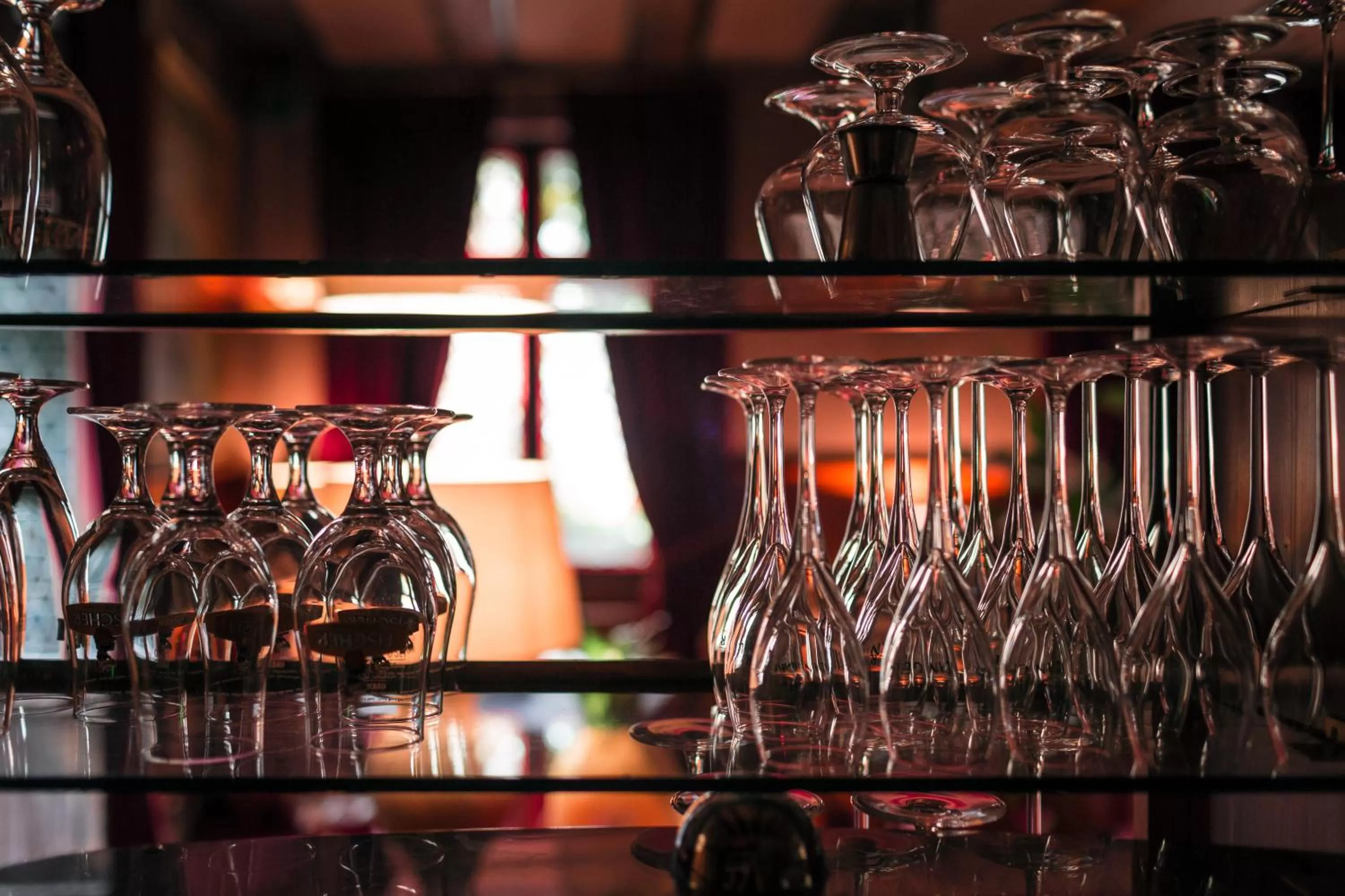 Decorative detail in Hôtel des Deux Clefs