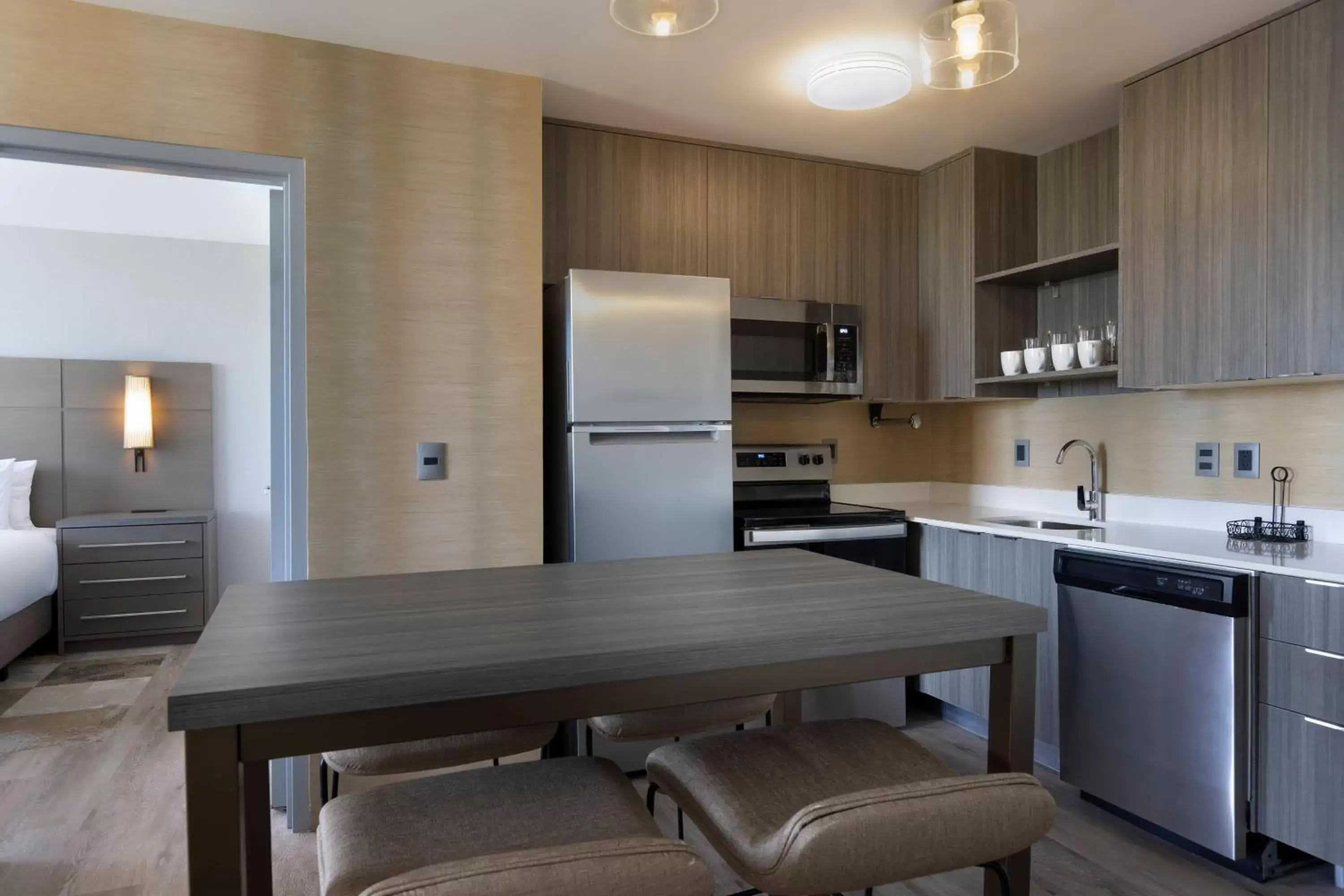 Bedroom, Kitchen/Kitchenette in Residence Inn by Marriott Cancun Hotel Zone