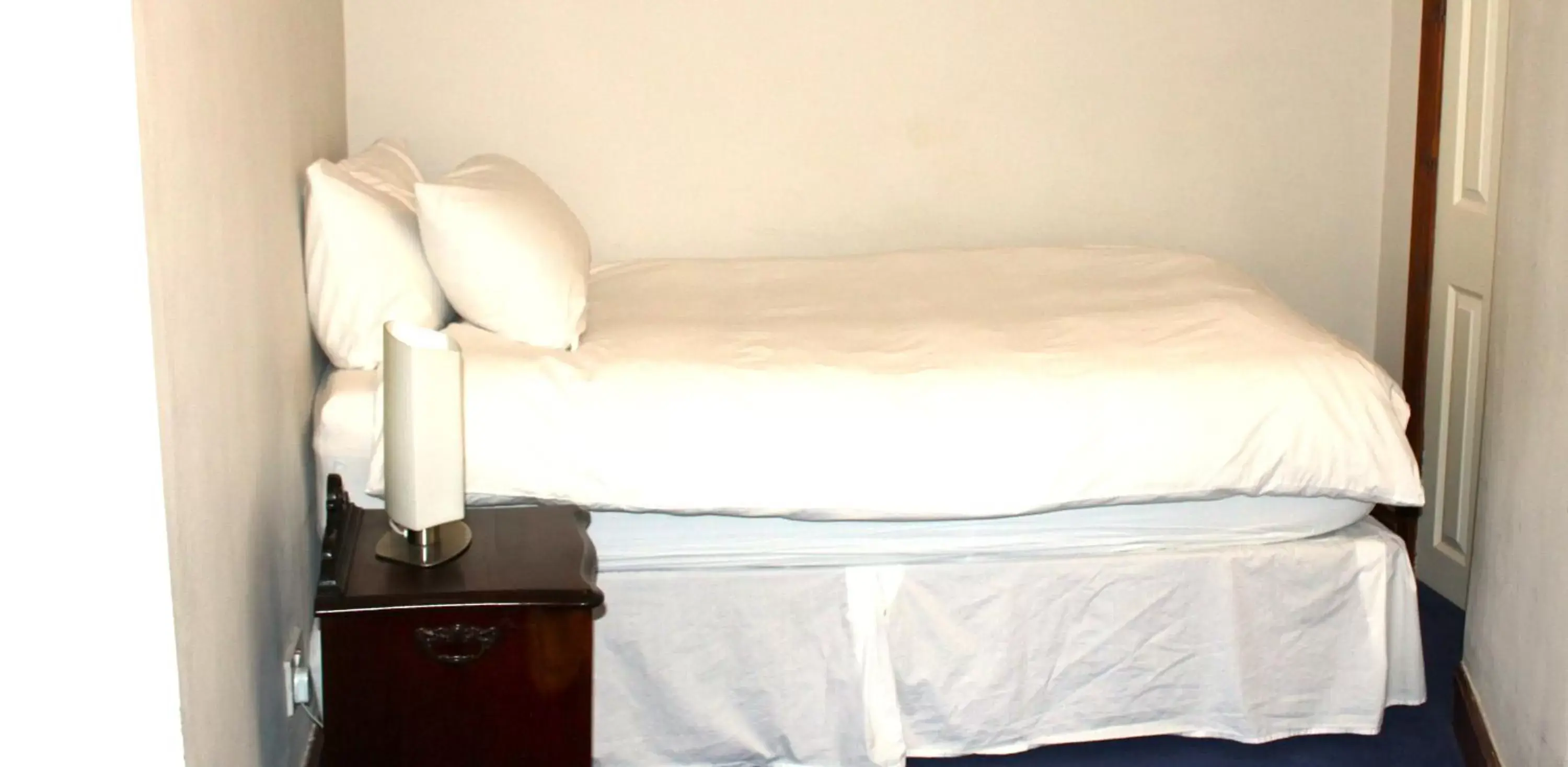 Bed in Falls of Lora Hotel
