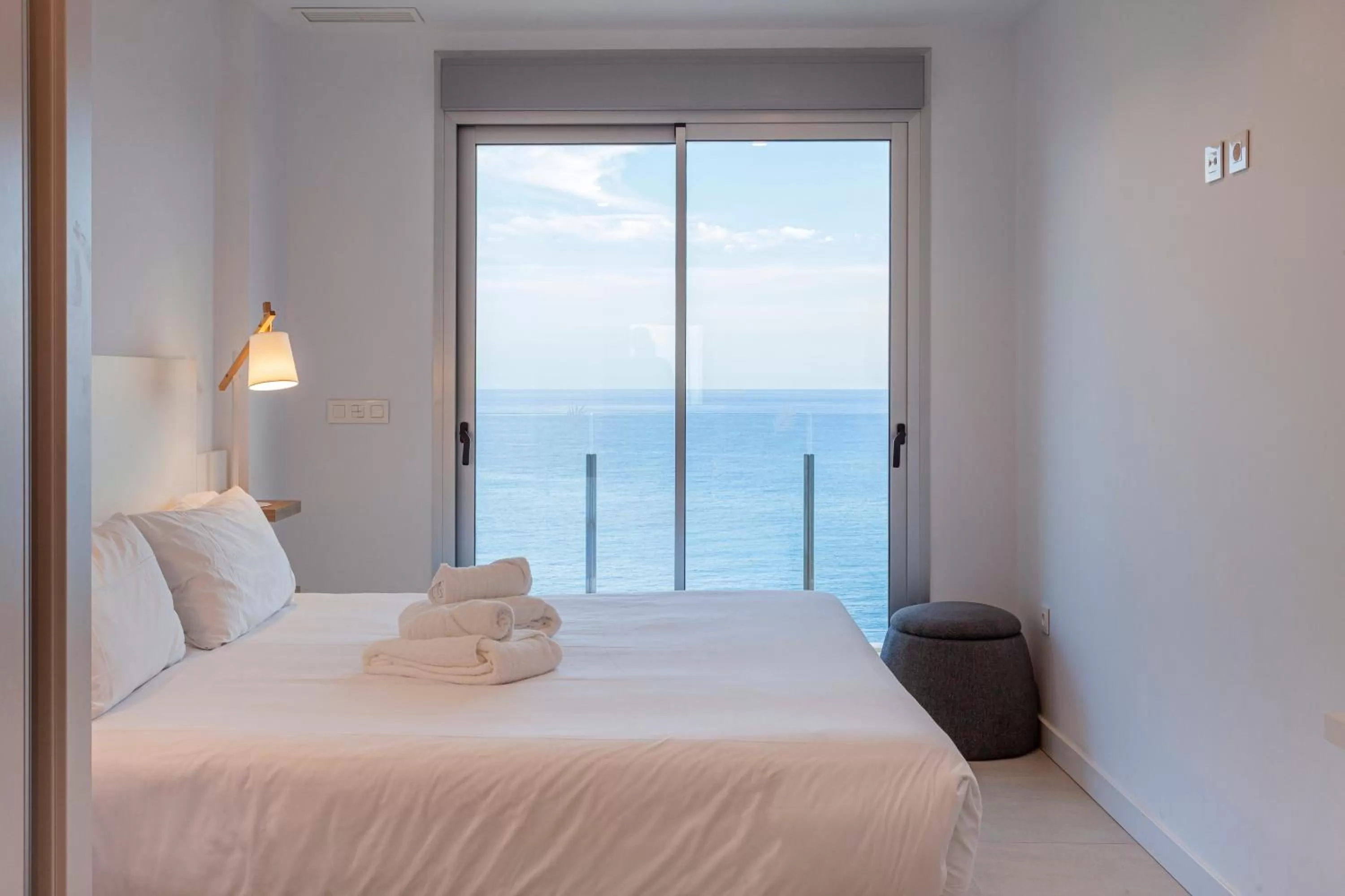 Bedroom, Bed in Blue Line Apartment Hotel - Be Line Group