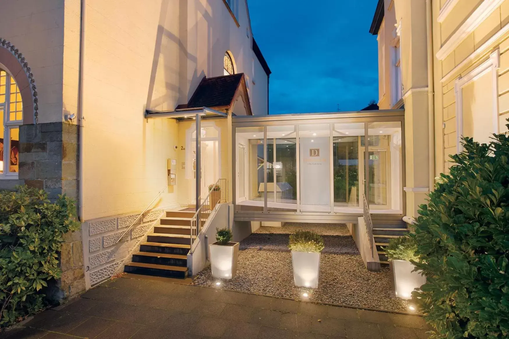 Facade/entrance, Patio/Outdoor Area in Boutiquehotel Dreesen - Villa Godesberg