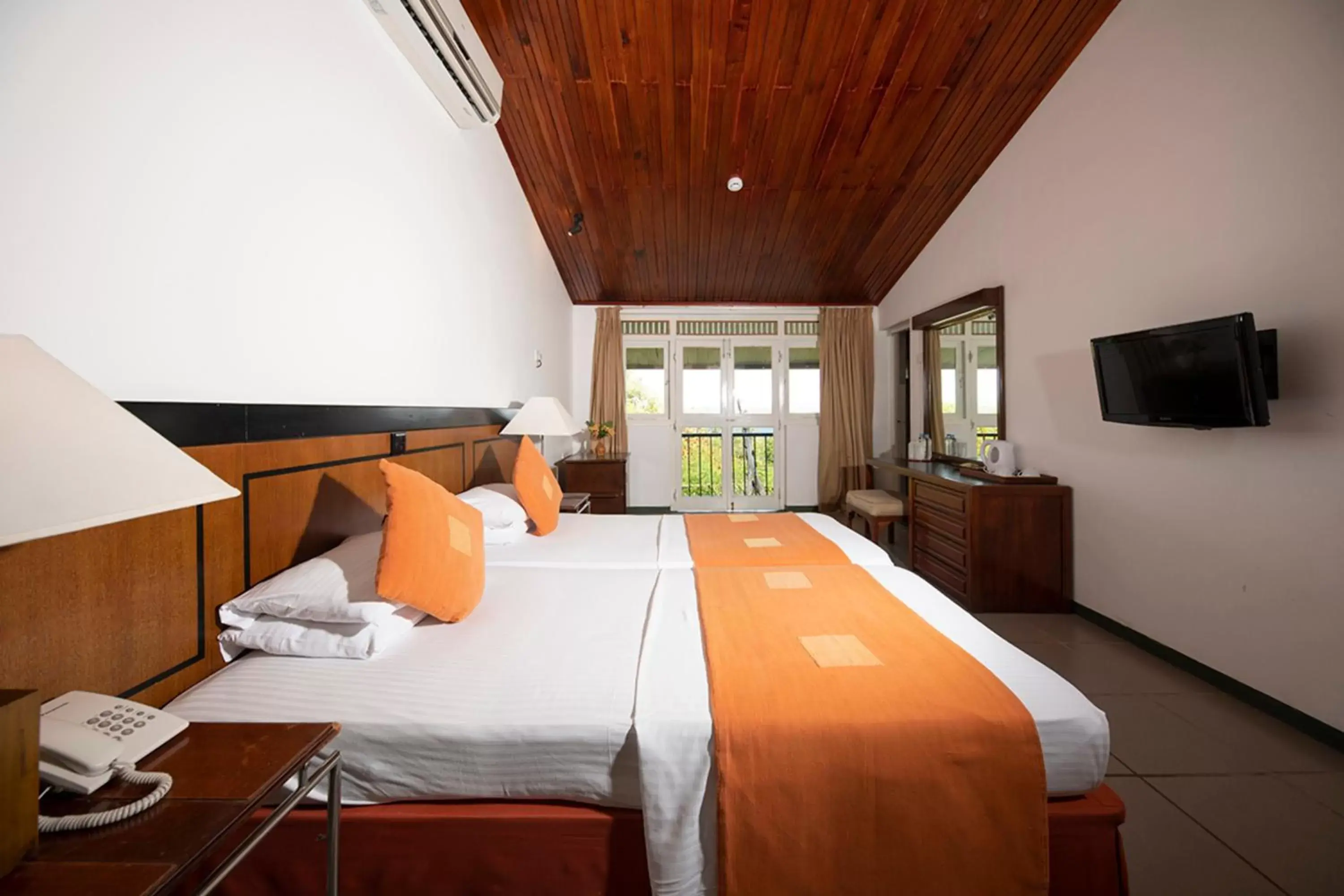 Superior Double Room - single occupancy in Giritale Hotel