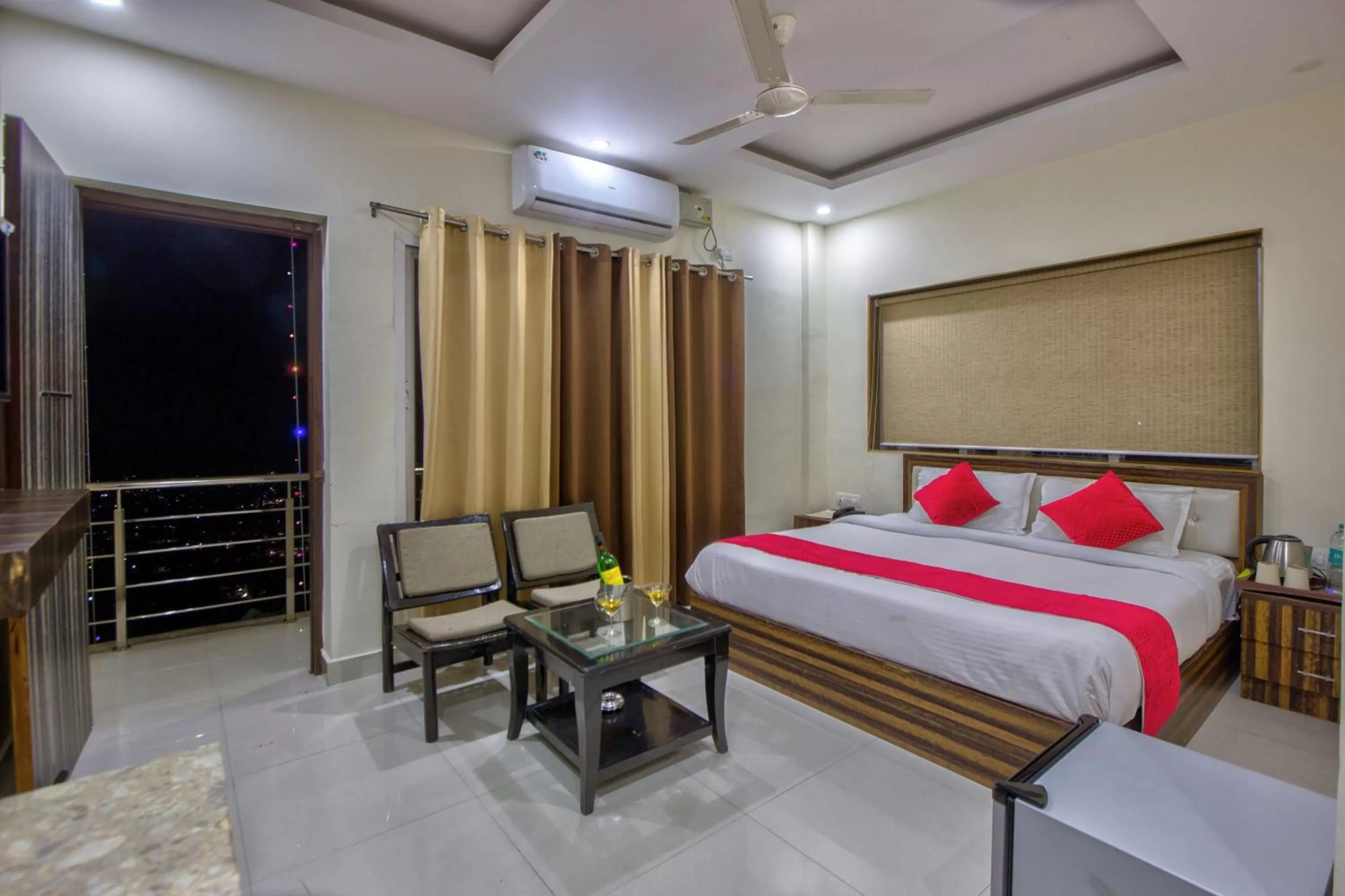 Bedroom, Bed in Hotel Bliss Valley - Hotel in Dharamshala