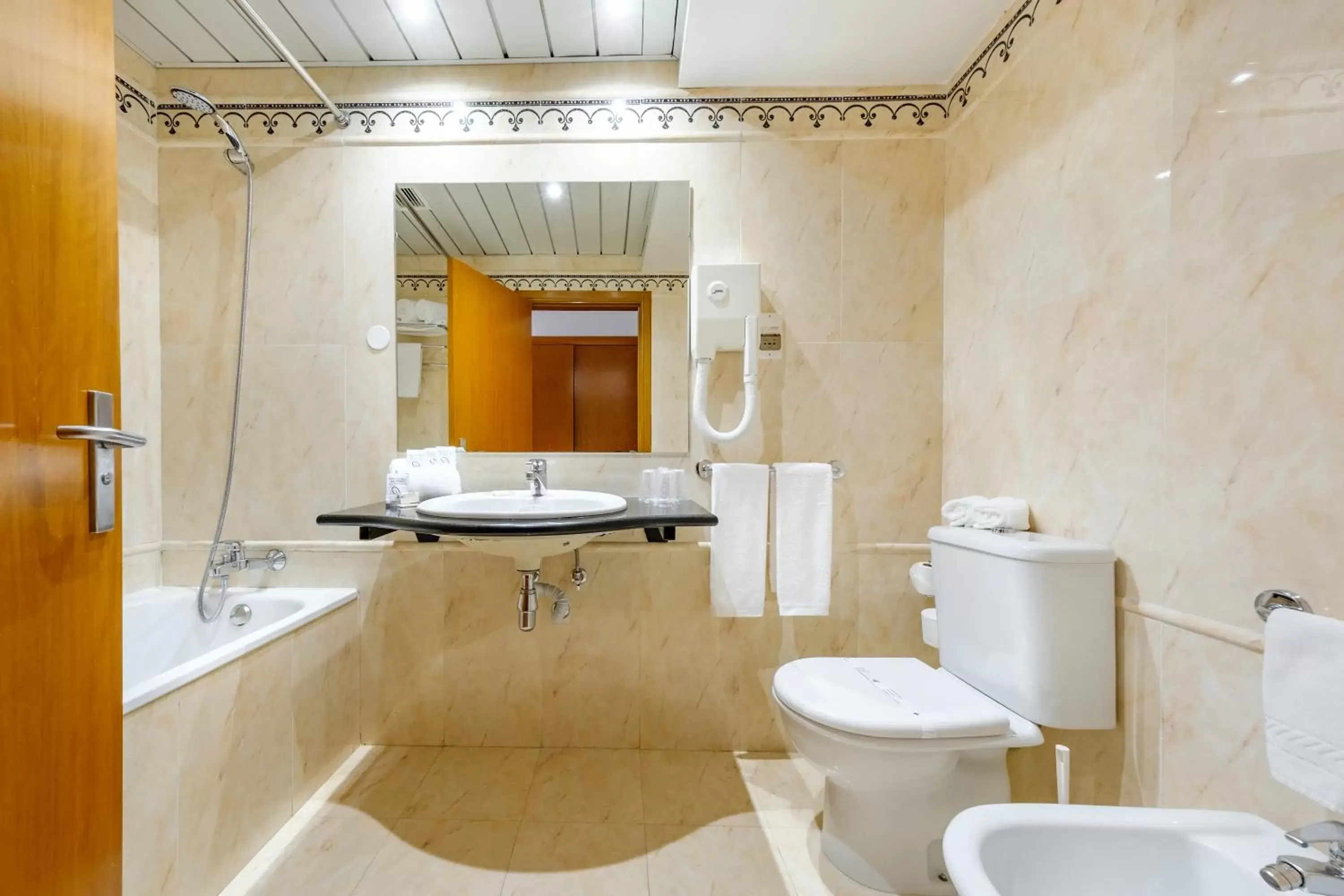 Bathroom in Hotel Santo Amaro