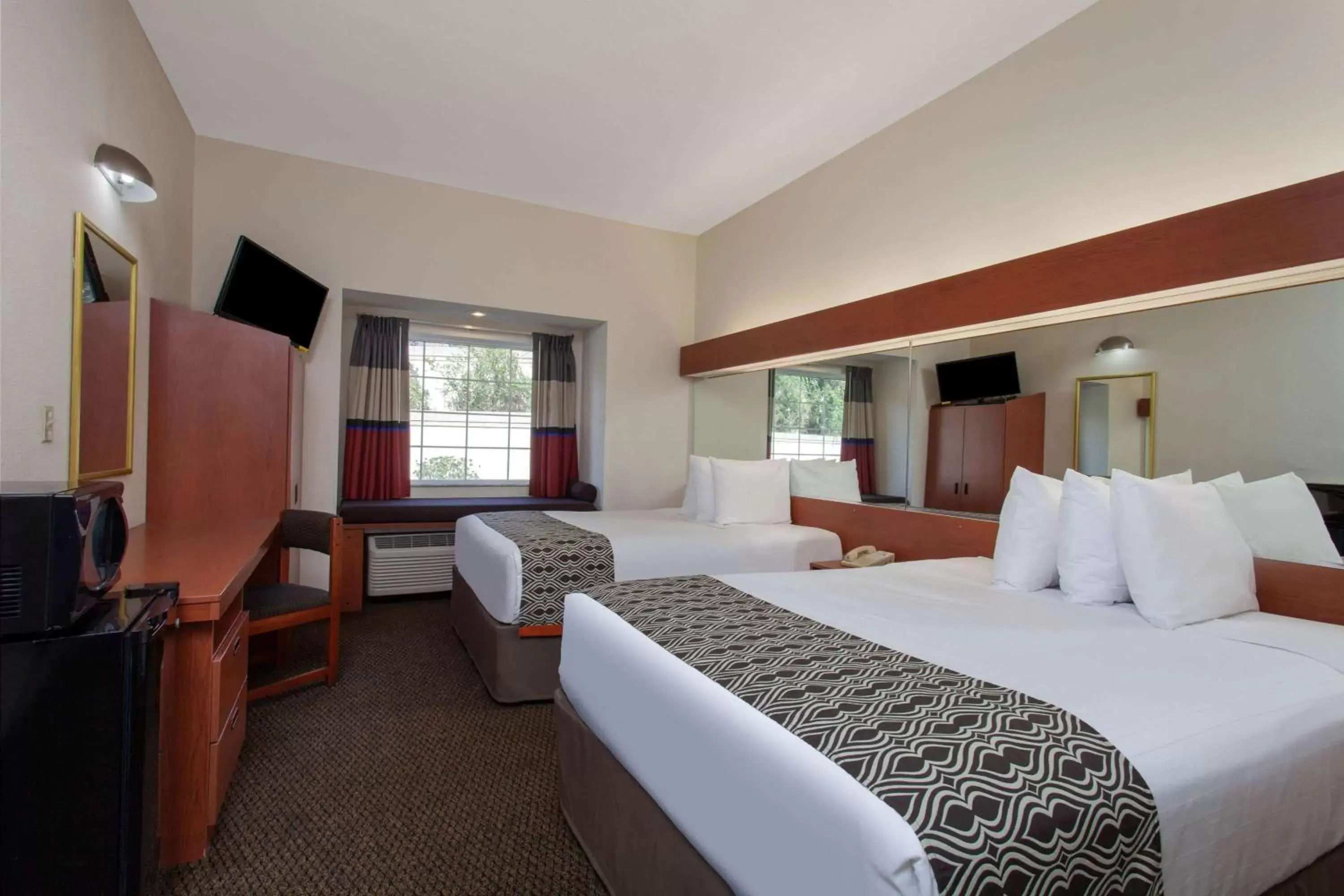 Photo of the whole room in Microtel Inn and Suites by Wyndham - Lady Lake/ The Villages