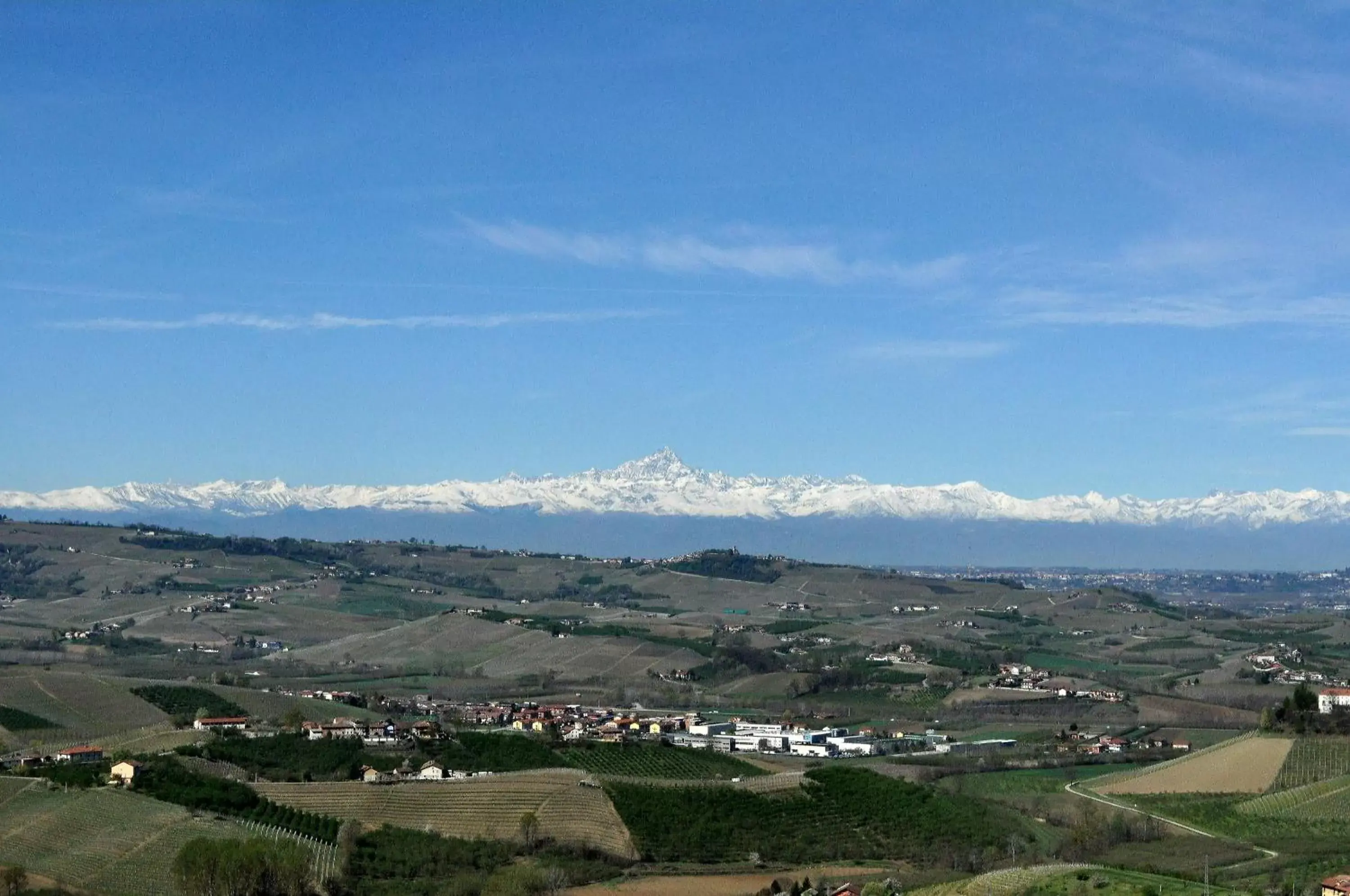 Natural landscape, Bird's-eye View in Villa Bellavista Alba, B&B