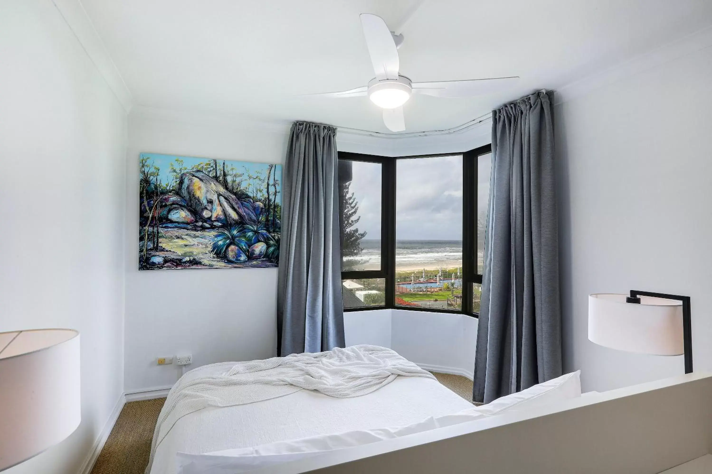 Bedroom, Mountain View in The Breakers