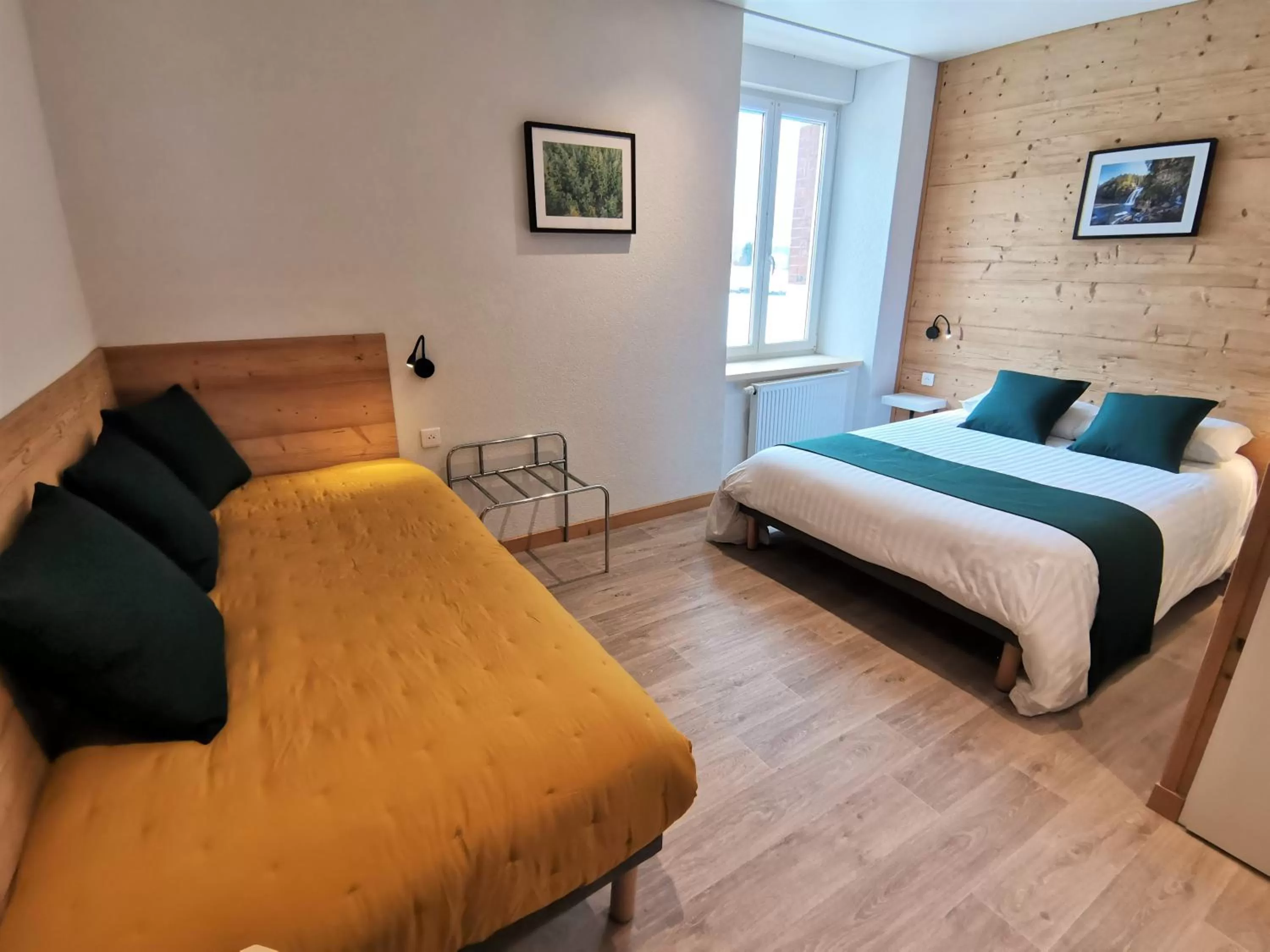 Photo of the whole room, Bed in Hotel Les Montagnards