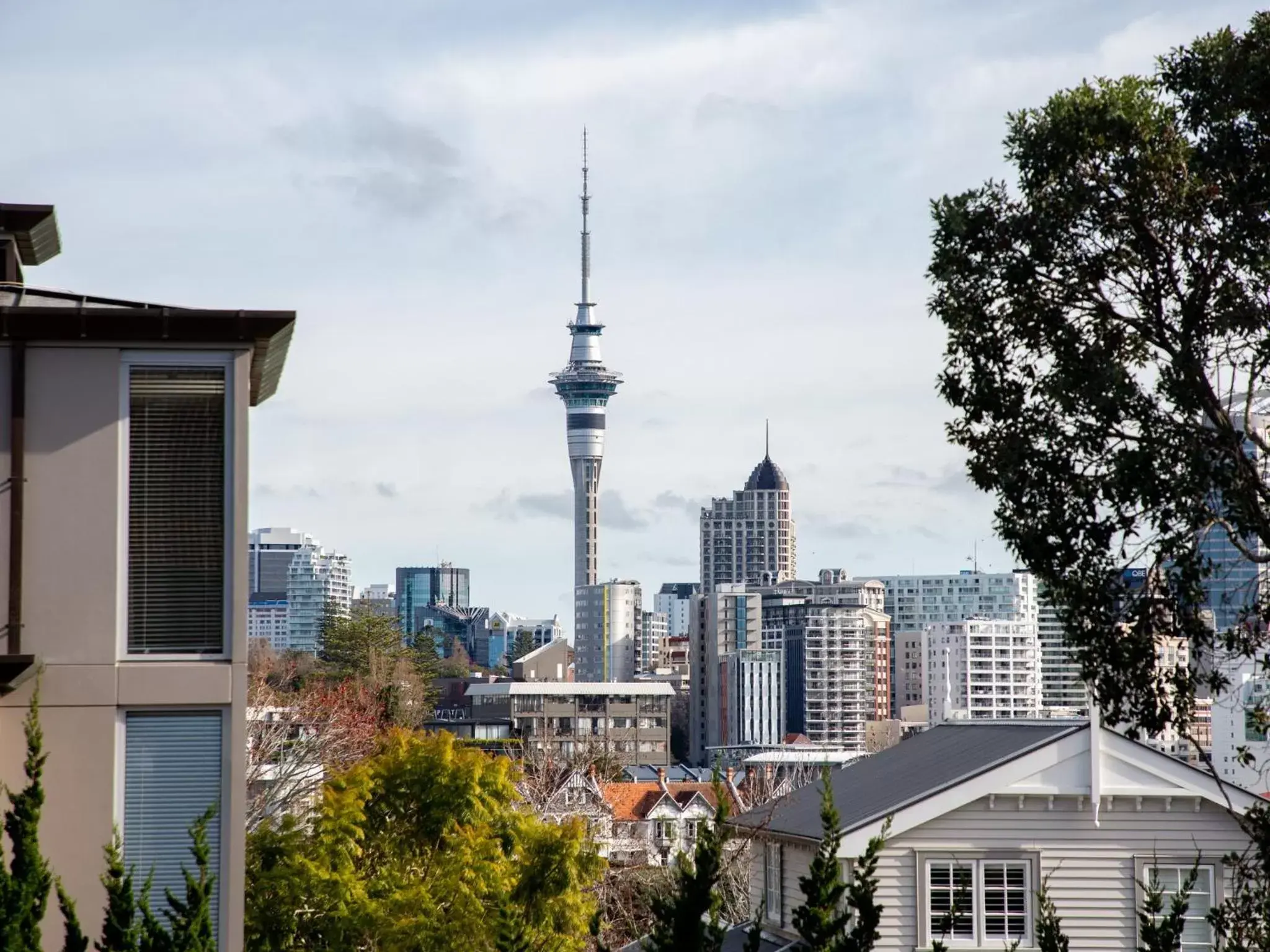 City view in Auckland Rose Park Hotel