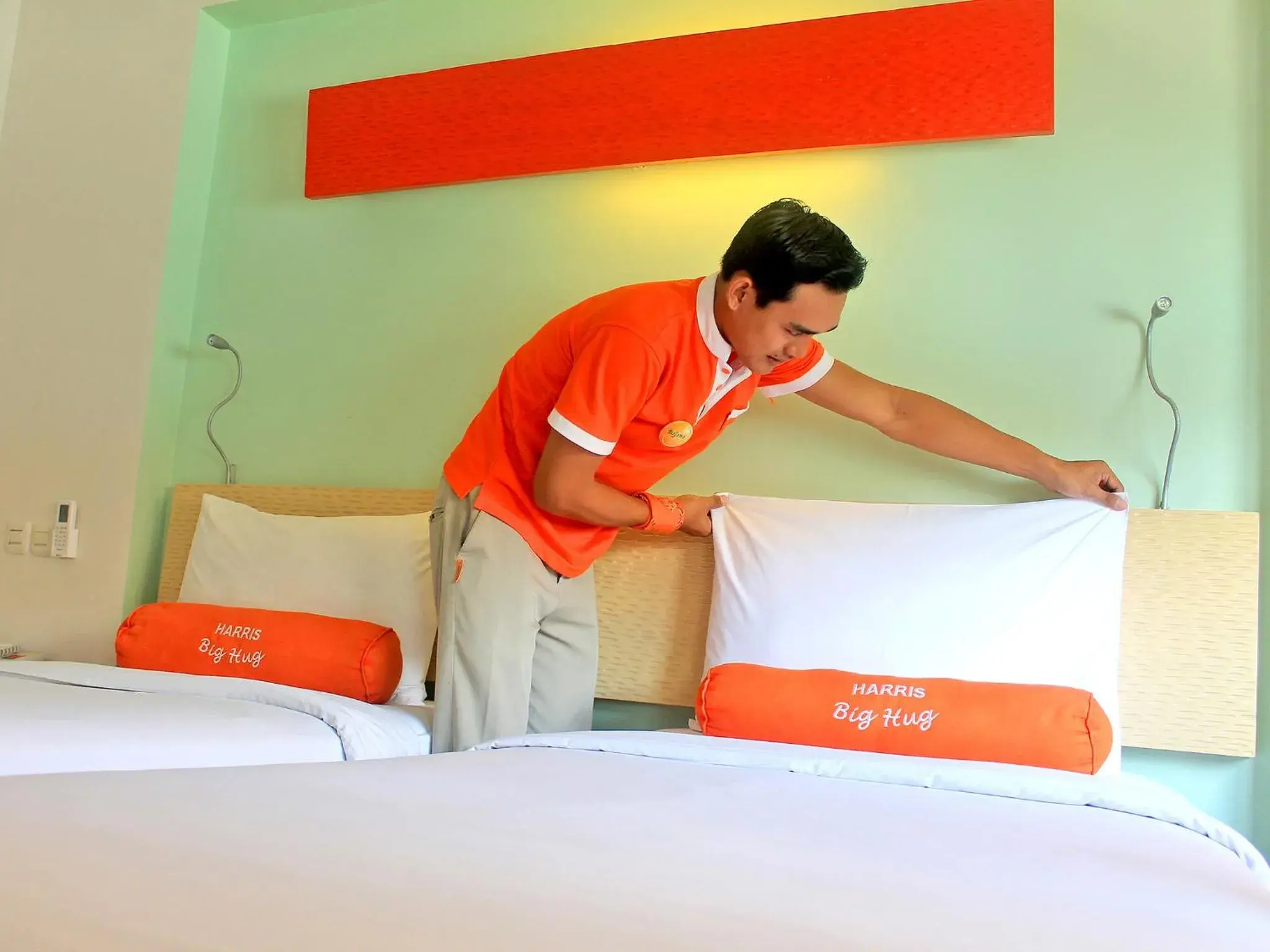 Bed in HOTEL and RESIDENCES Riverview Kuta - Bali (Associated HARRIS)