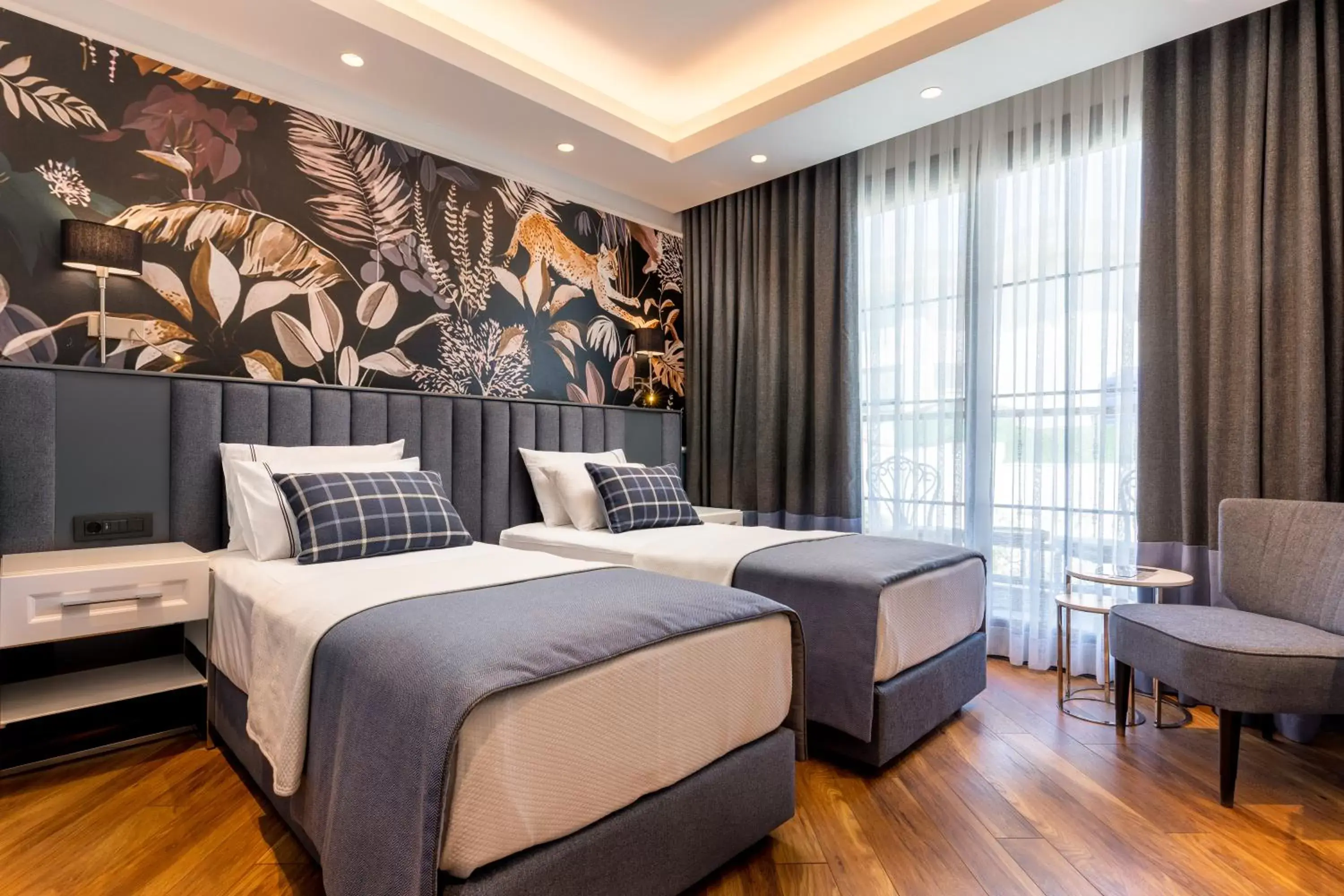 Superior Triple Room in Motif Hotel Çeşme Superior Triple Room in Motif Hotel Çeşme