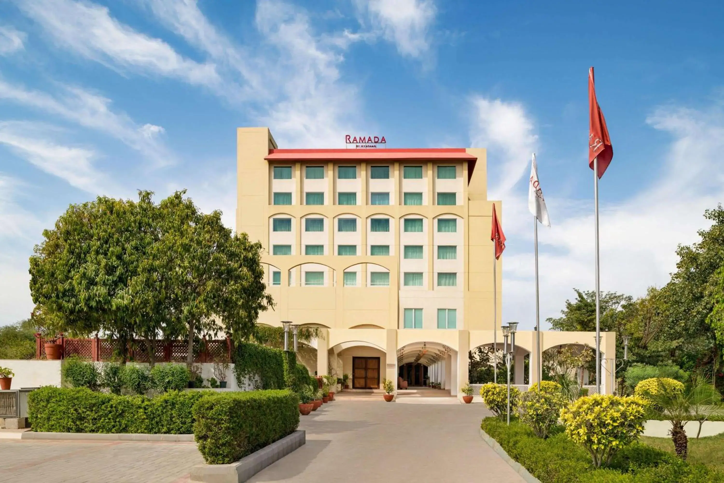 Property building in Ramada by Wyndham Jaipur Jaisinghpura Property building in Ramada by Wyndham Jaipur Jaisinghpura