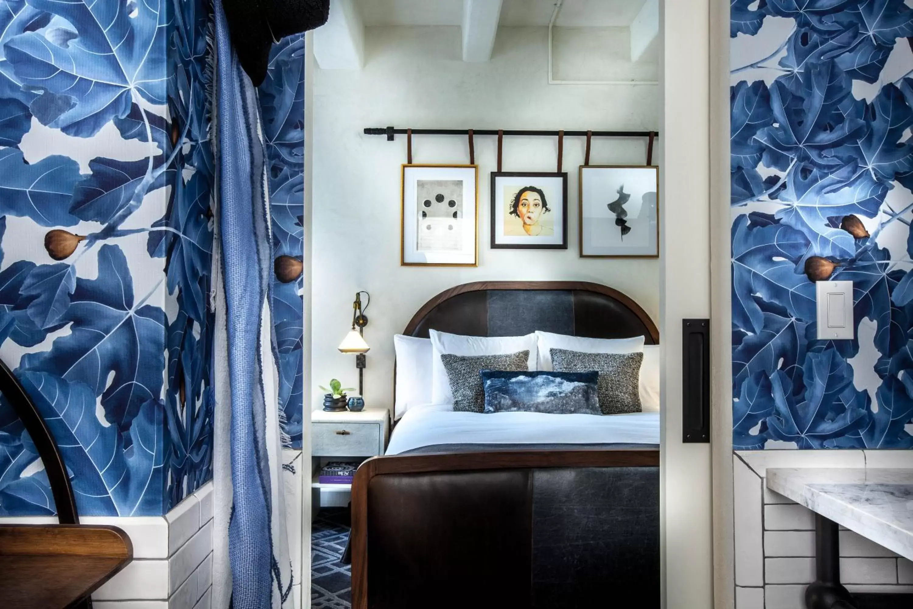 Bedroom, Bed in Hotel Figueroa, Unbound Collection by Hyatt