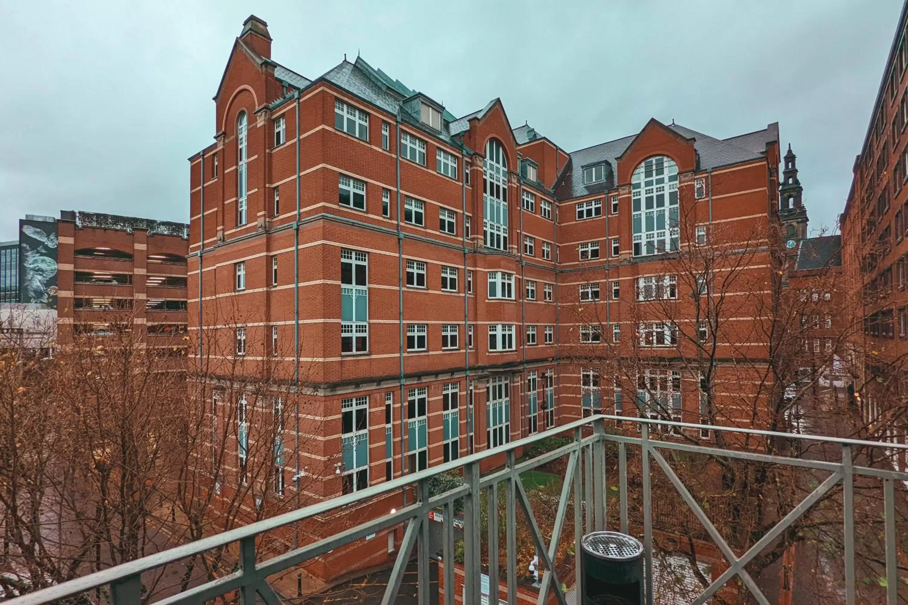 Property Building in Briggate Hotel