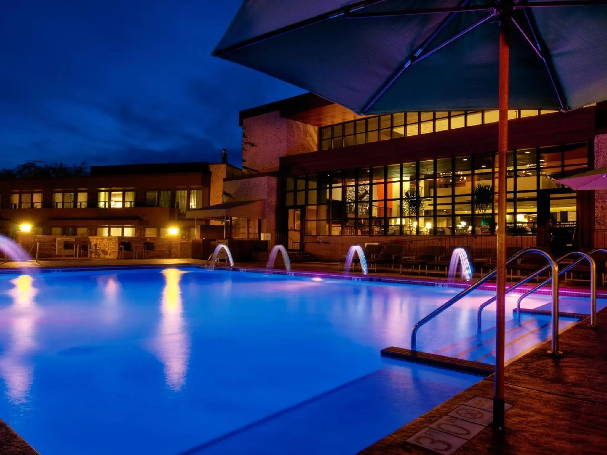 Facade/entrance, Swimming Pool in Grand Geneva Resort and Spa