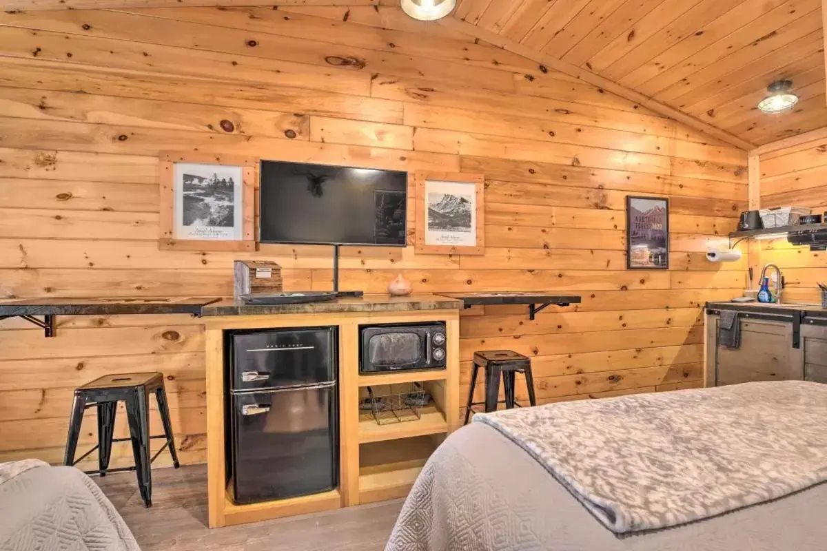 TV/Entertainment Center in The Lodge Nantahala River