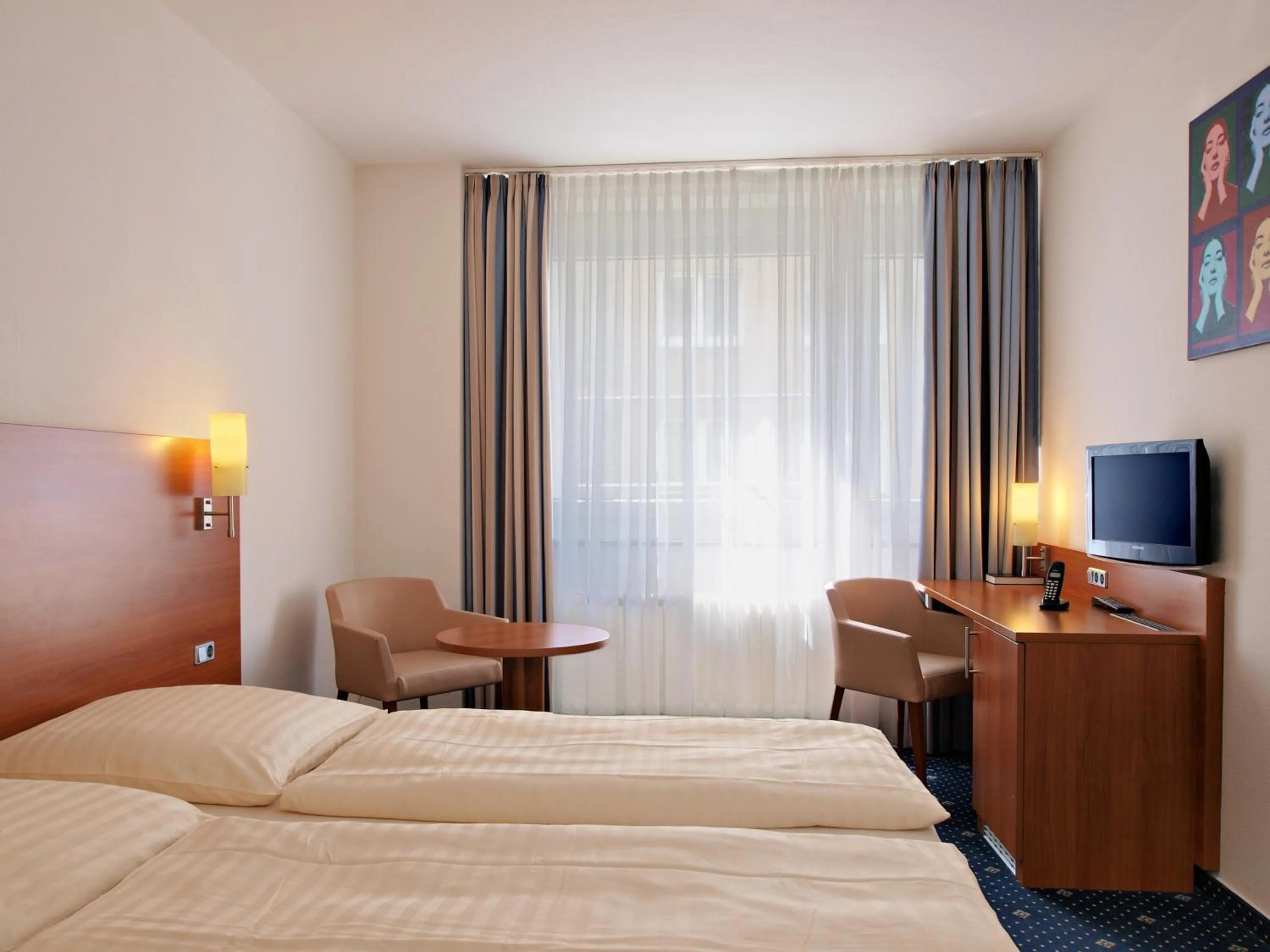 Photo of the whole room, Bed in Callas am Dom