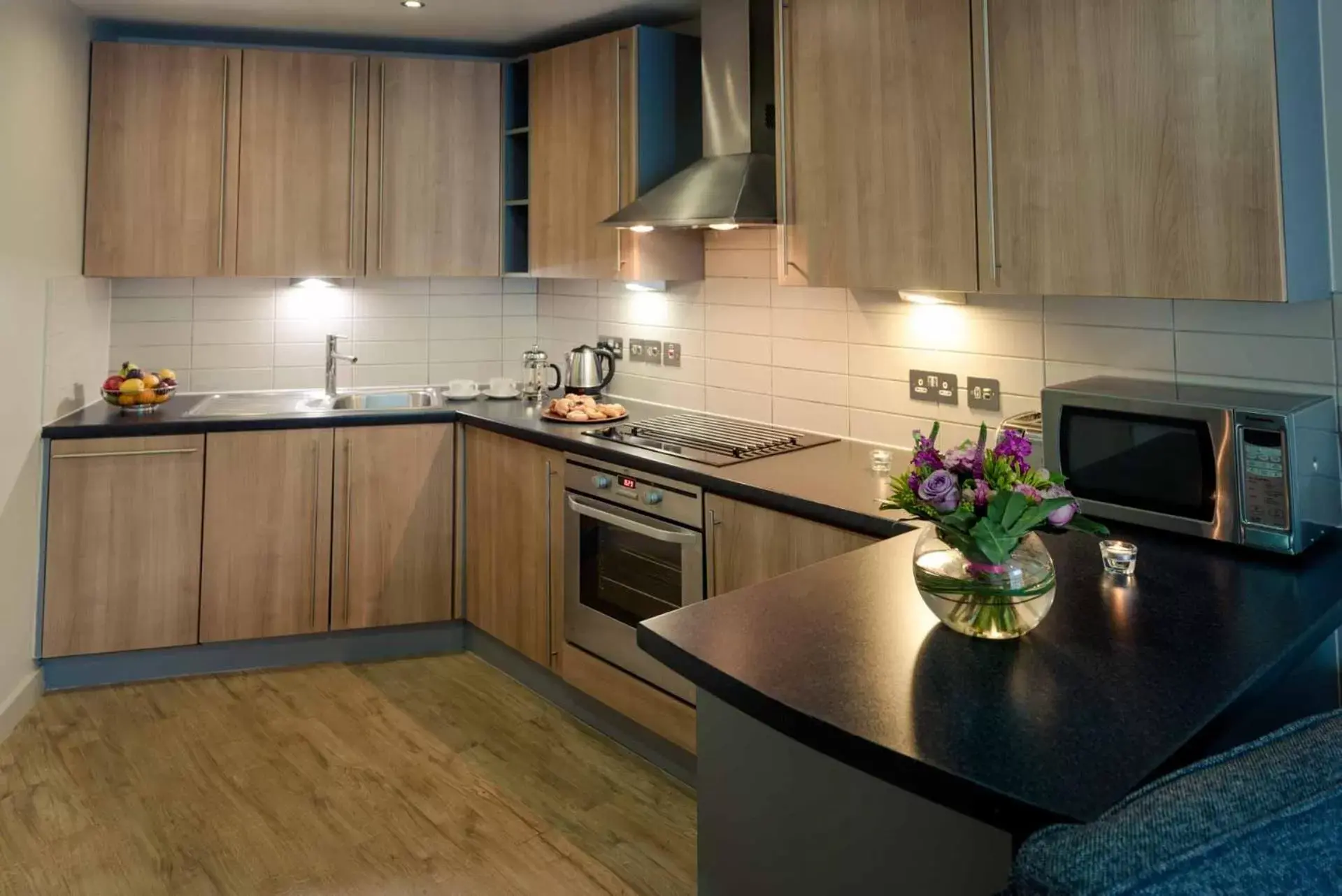 Kitchen or kitchenette, Kitchen/Kitchenette in PREMIER SUITES Liverpool