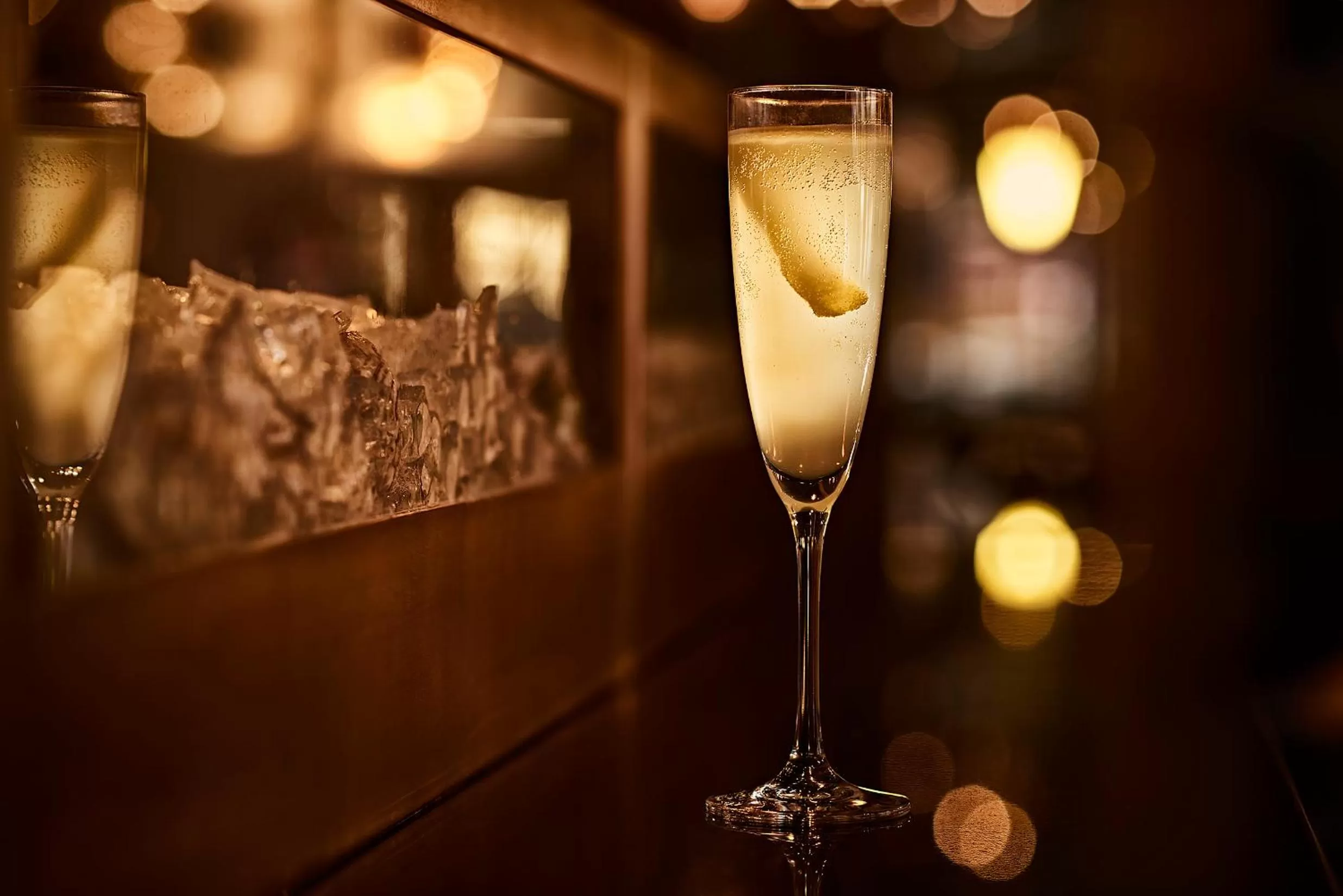 Restaurant/places to eat in Roxy Hotel New York