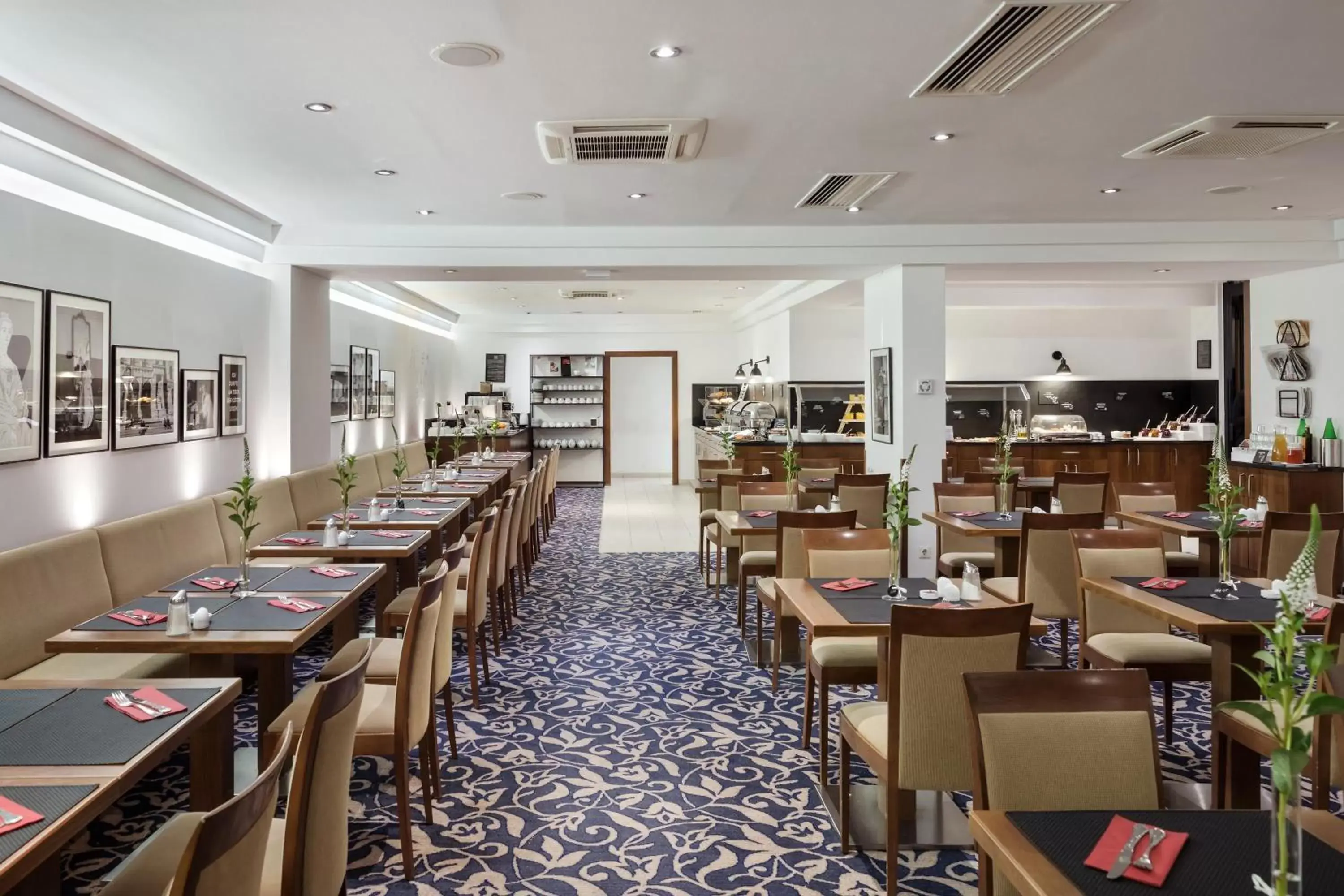 Lounge or bar, Restaurant/Places to Eat in Hotel Rathauspark Wien, a member of Radisson Individuals