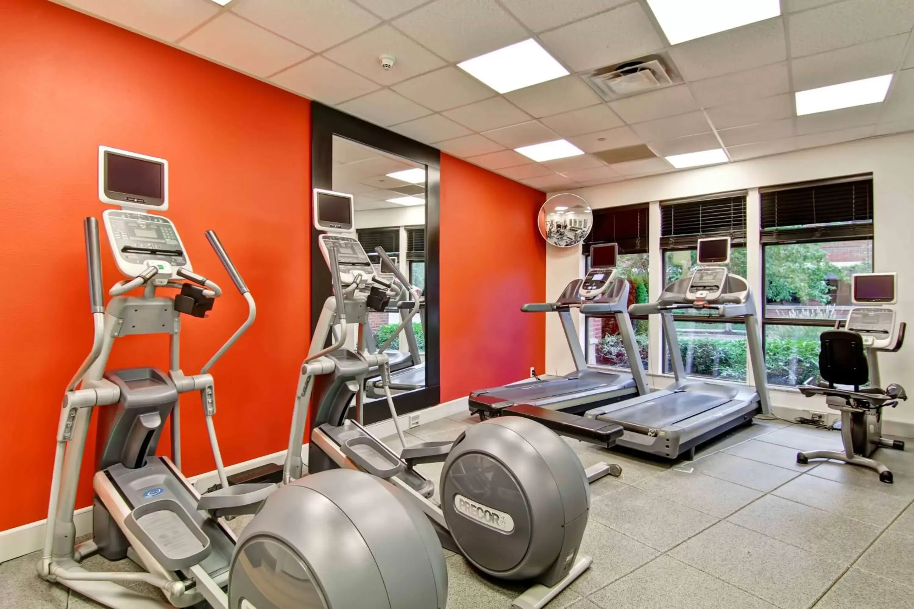 Fitness centre/facilities, Fitness Center/Facilities in Hilton Garden Inn Seattle/Issaquah