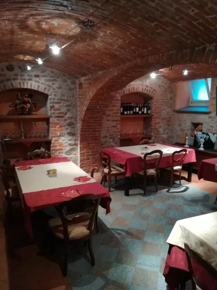 Business facilities, Restaurant/Places to Eat in Hotel Palazzo Di Mezzo