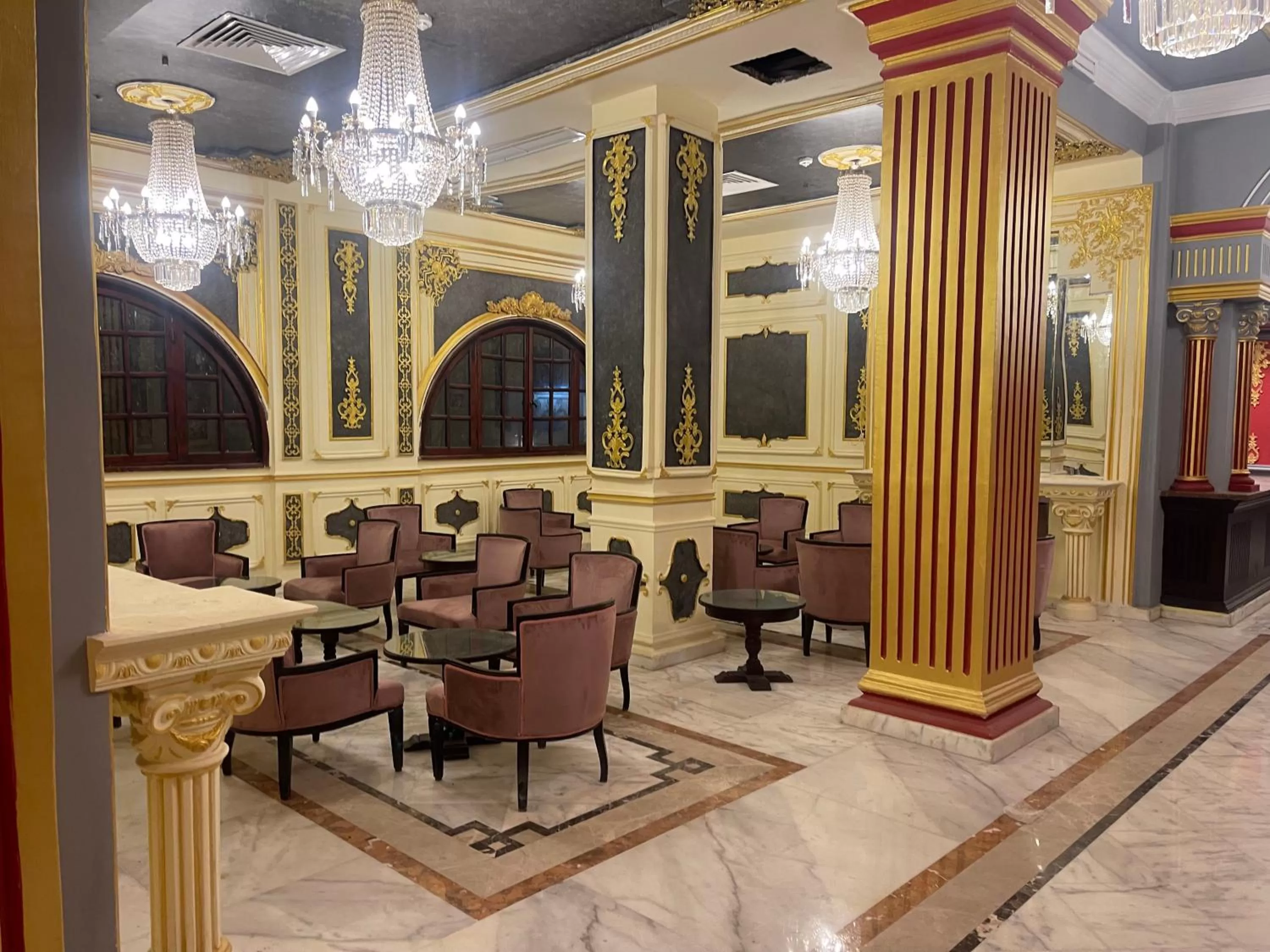 Banquet/Function facilities in Cosmopolitan hotel
