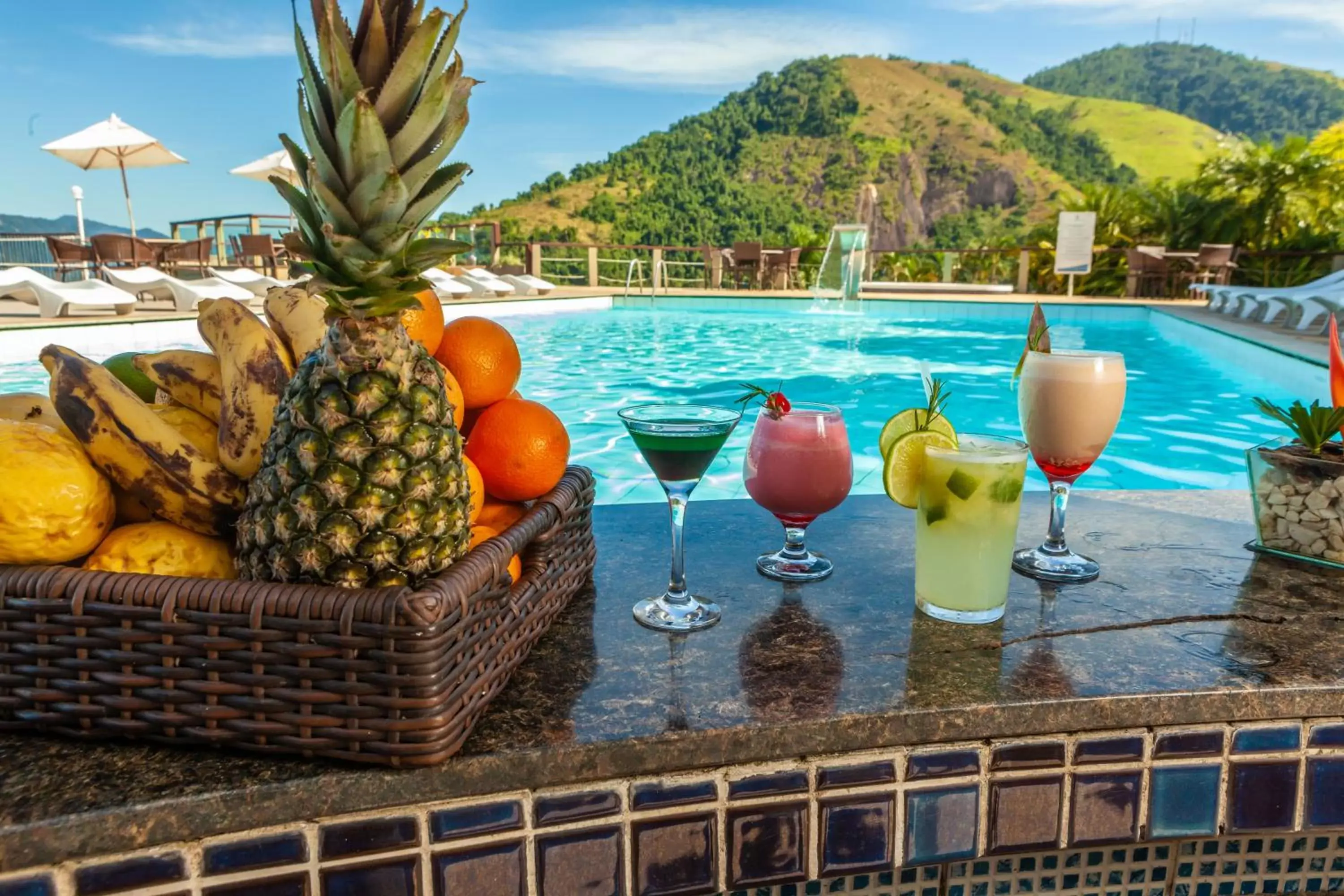 Pool view, Swimming Pool in Portogalo Suite Hotel