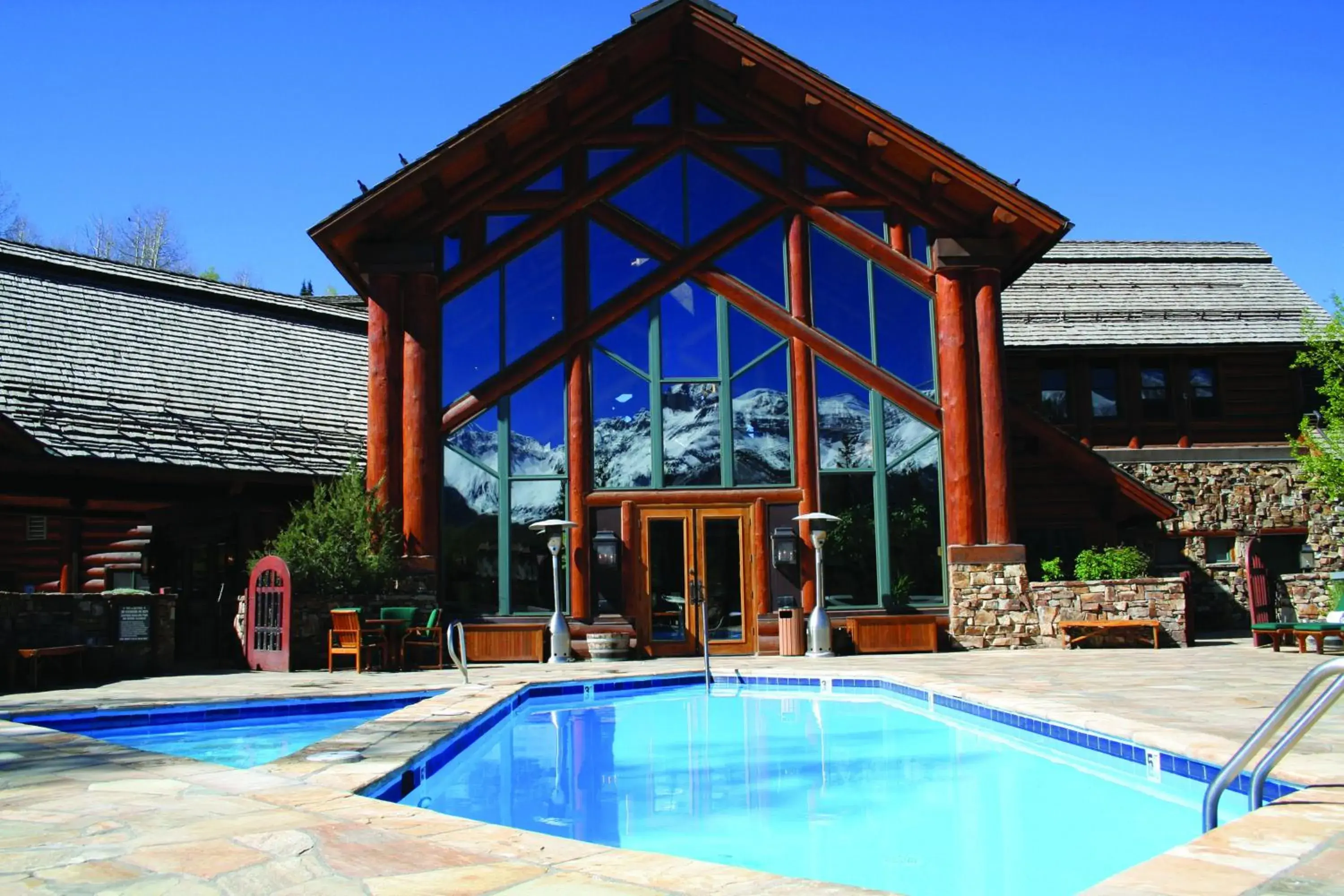 Swimming pool, Property Building in Mountain Lodge at Telluride