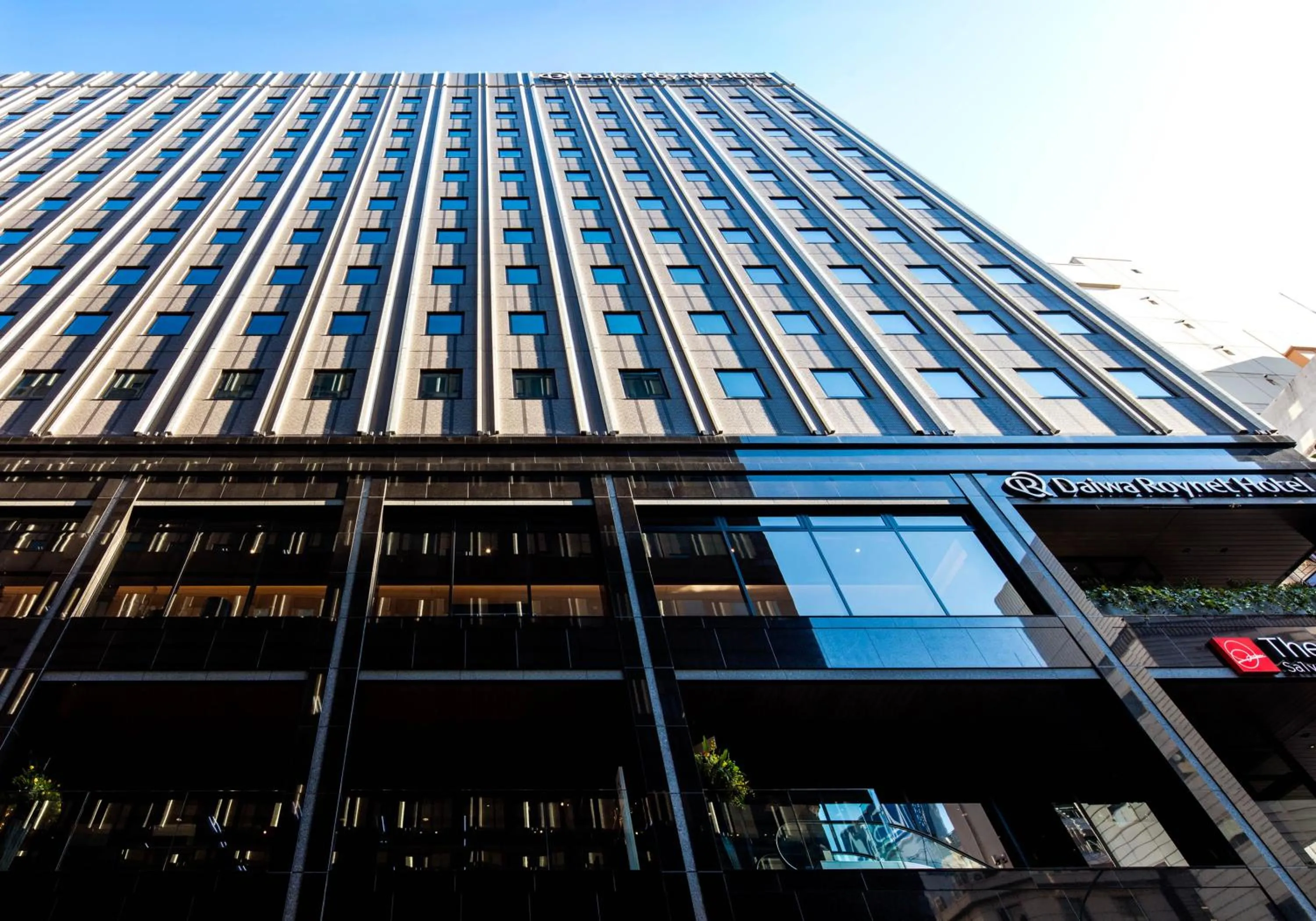 Facade/entrance in Daiwa Roynet Hotel Ginza PREMIER