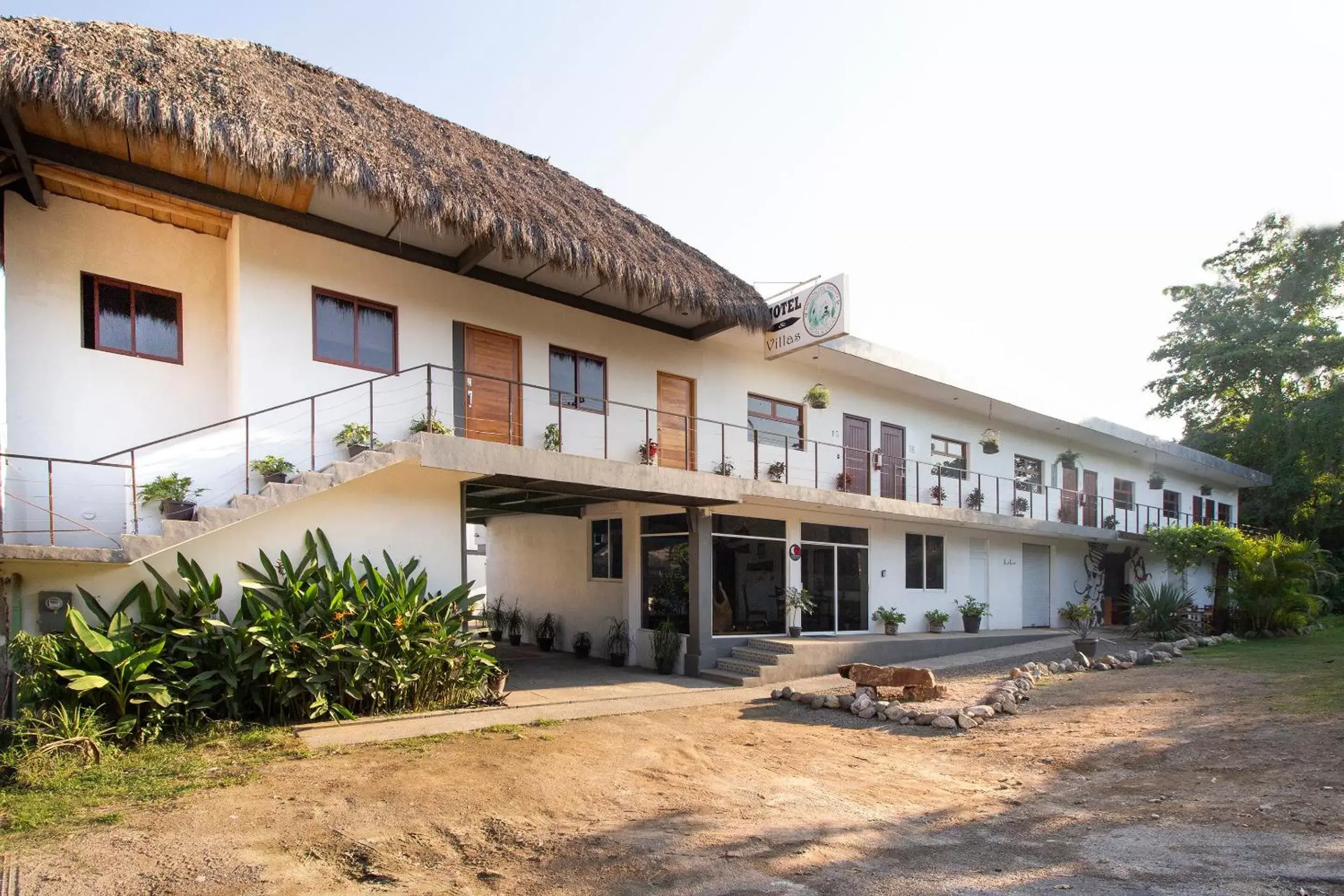 Facade/entrance, Property Building in Hotel Samanu