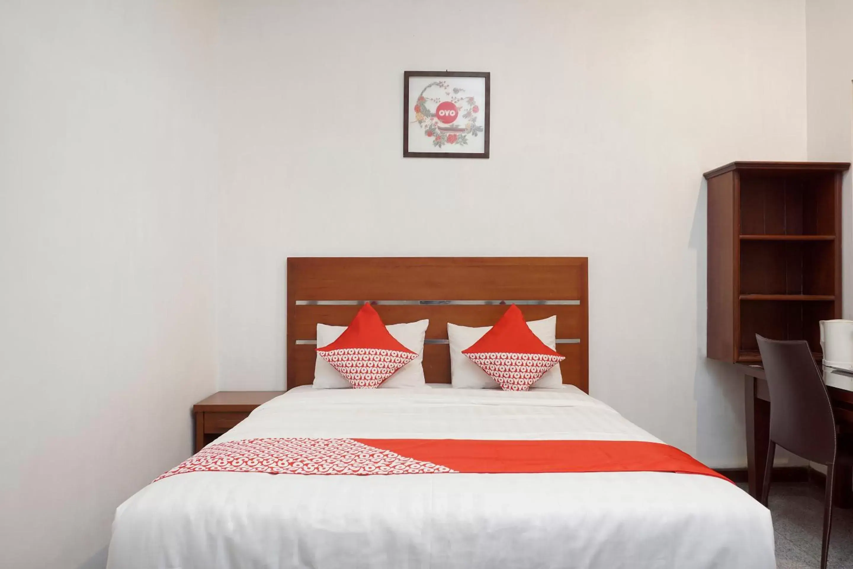 Bedroom, Bed in Capital O 514 Omah Pari Boutique Hotel