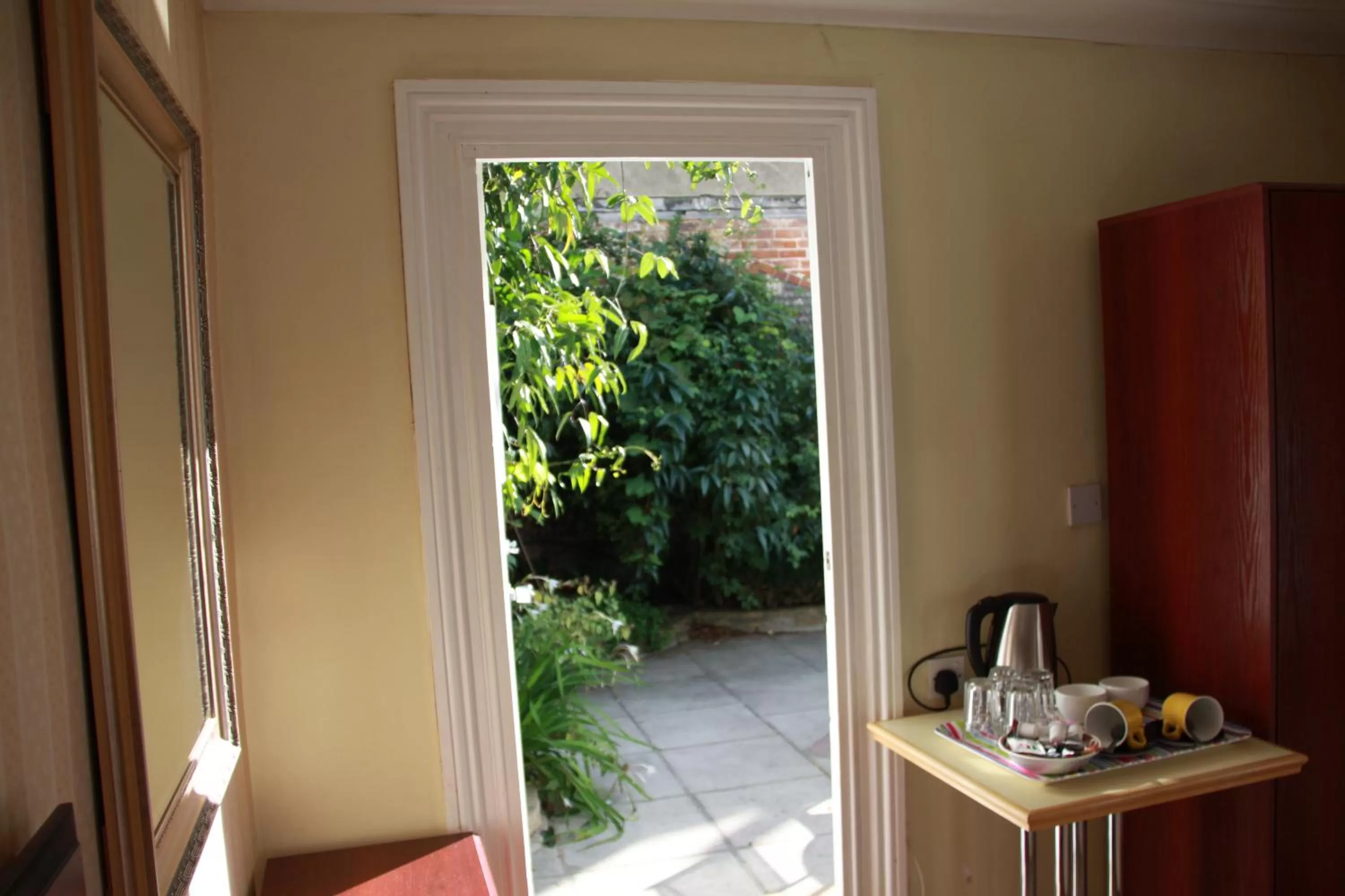 Area and facilities in Ambassador Hotel