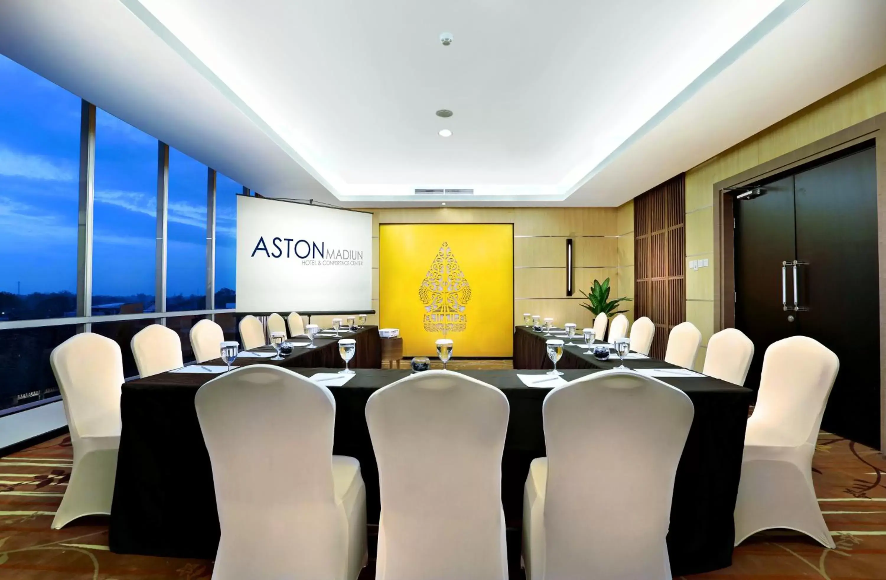 Business facilities in ASTON Madiun Hotel & Conference Center