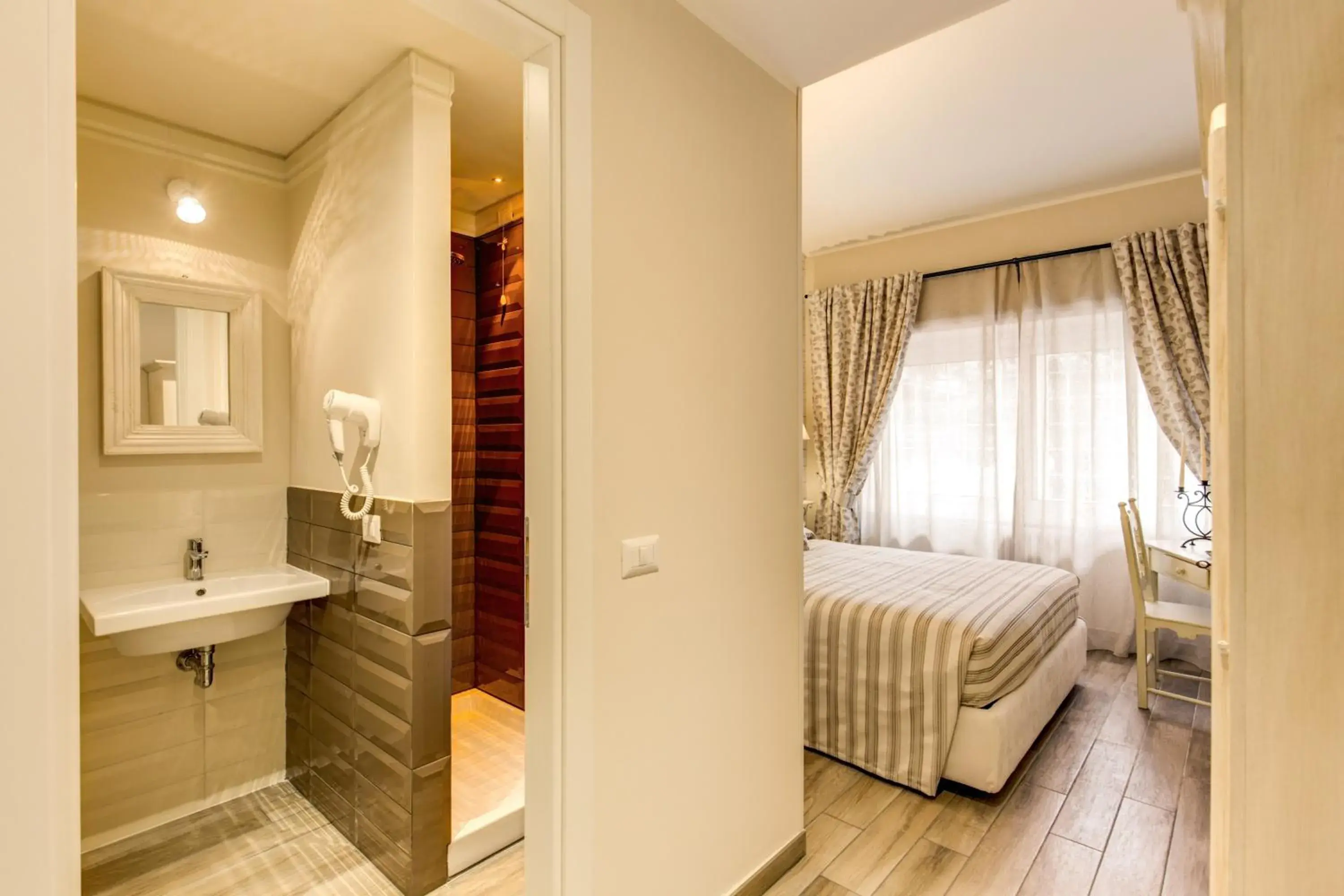 Bedroom, Bathroom in Casa Tua Vaticano Guest House