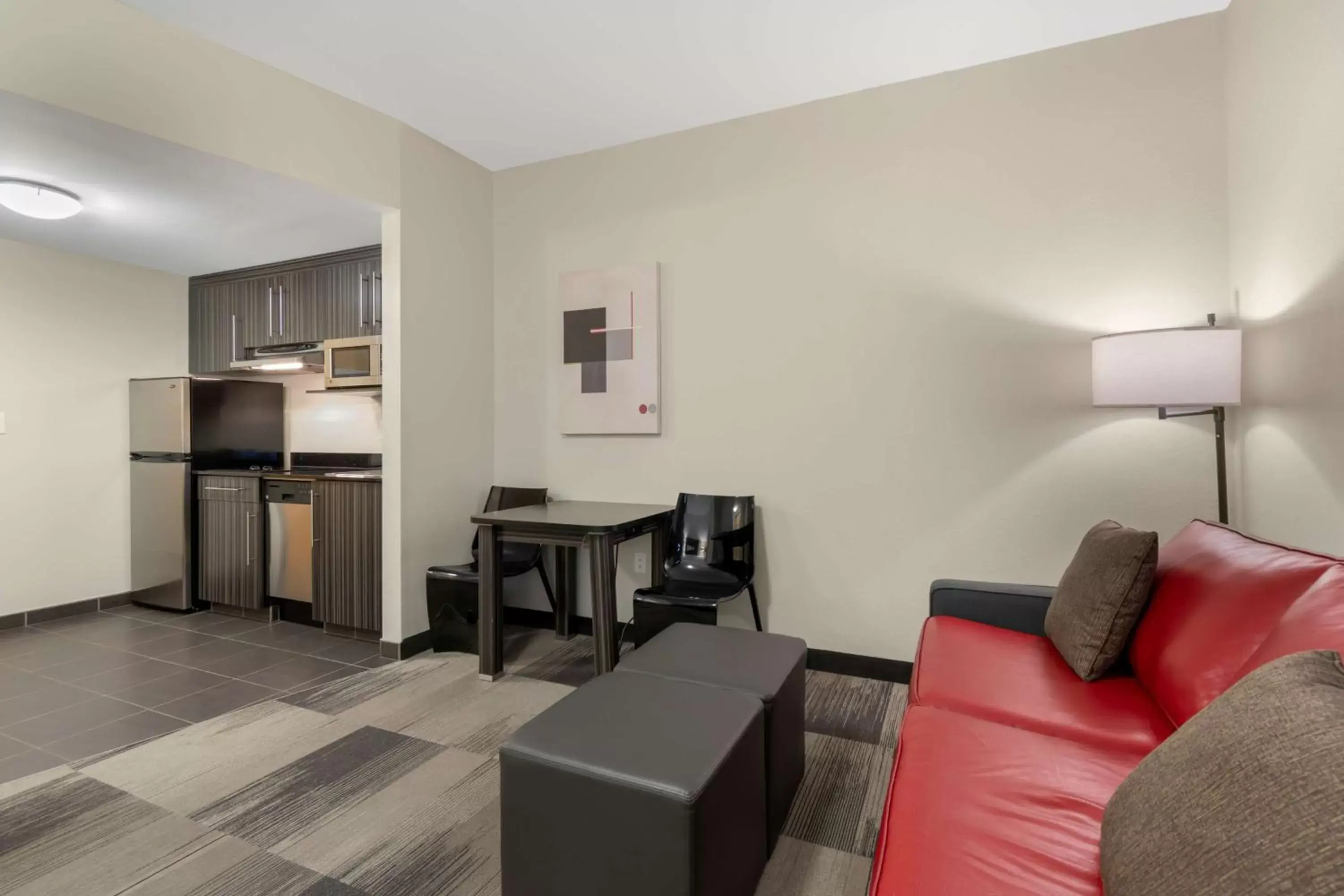 Bedroom, Seating Area in Best Western Plus Airport Inn & Suites