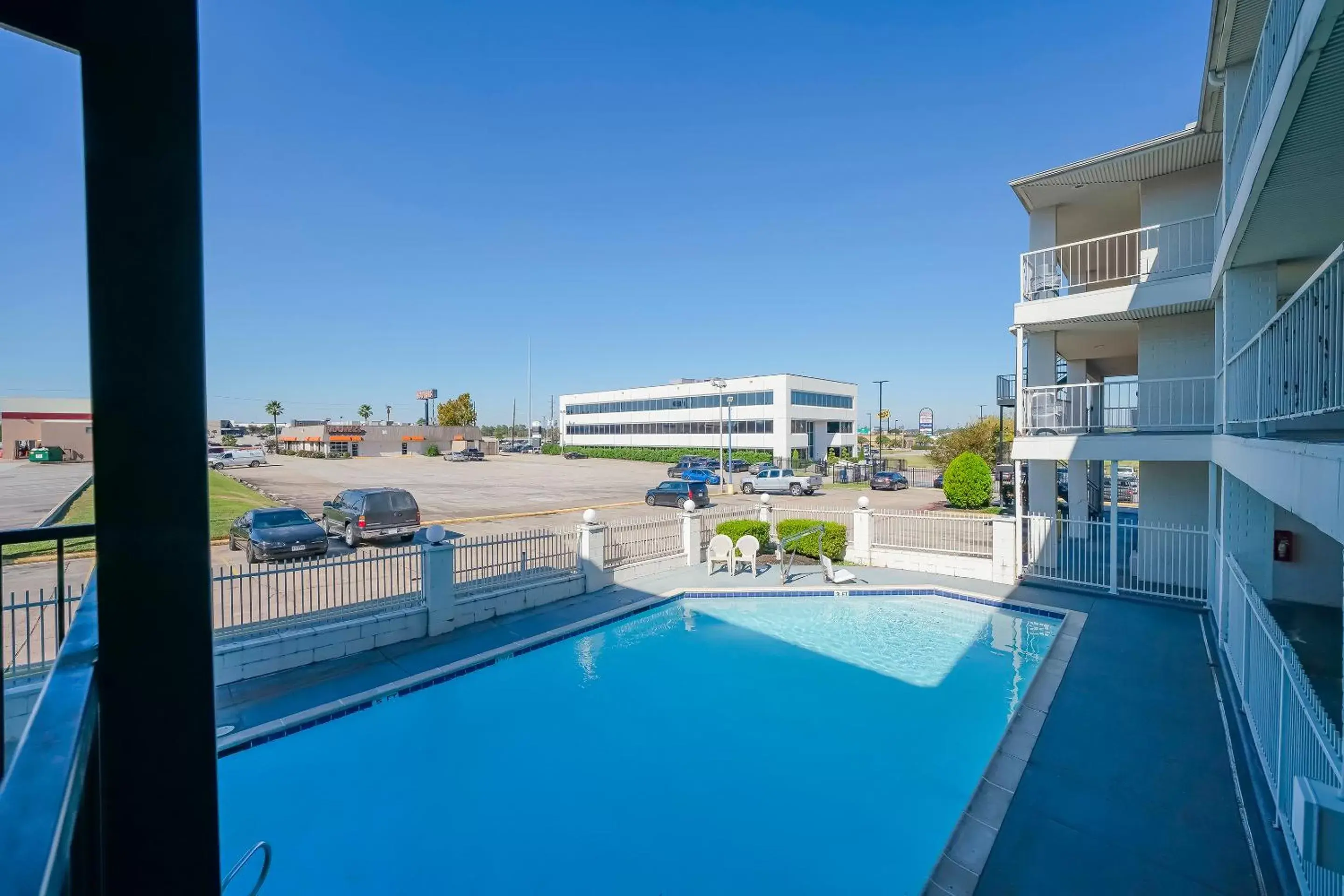 Swimming Pool in OYO Hotel Houston Humble IAH Airport HWY 59