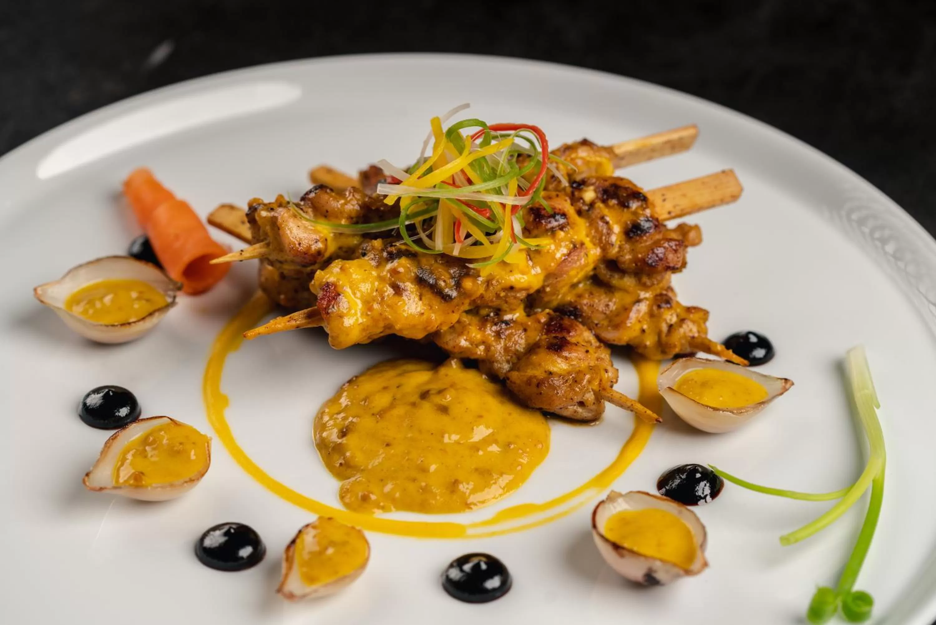 Restaurant/places to eat in Duong Chan Hotel