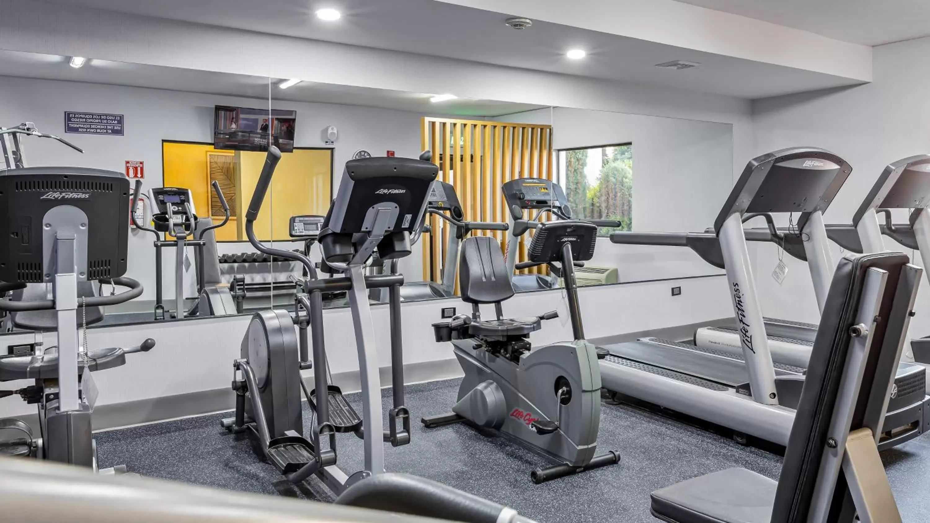 Fitness centre/facilities, Fitness Center/Facilities in Holiday Inn Express Chihuahua, an IHG Hotel