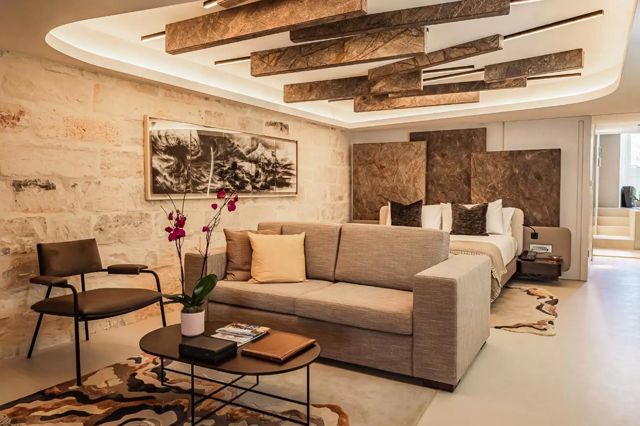 Deluxe King Suite in Iniala Harbour House Deluxe King Suite in Iniala Harbour House