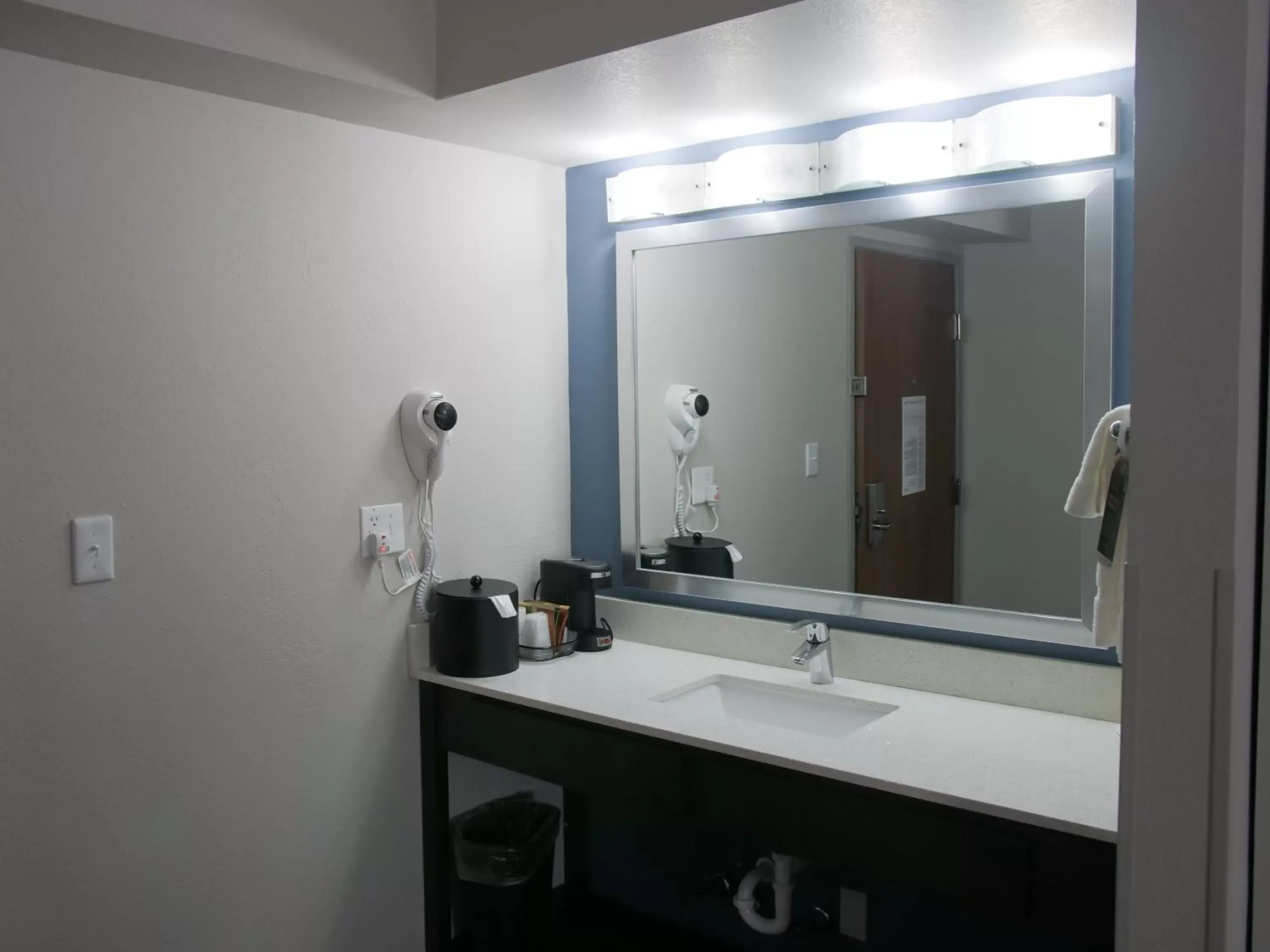 Other, Bathroom in Wingate by Wyndham Louisville Airport Expo Center