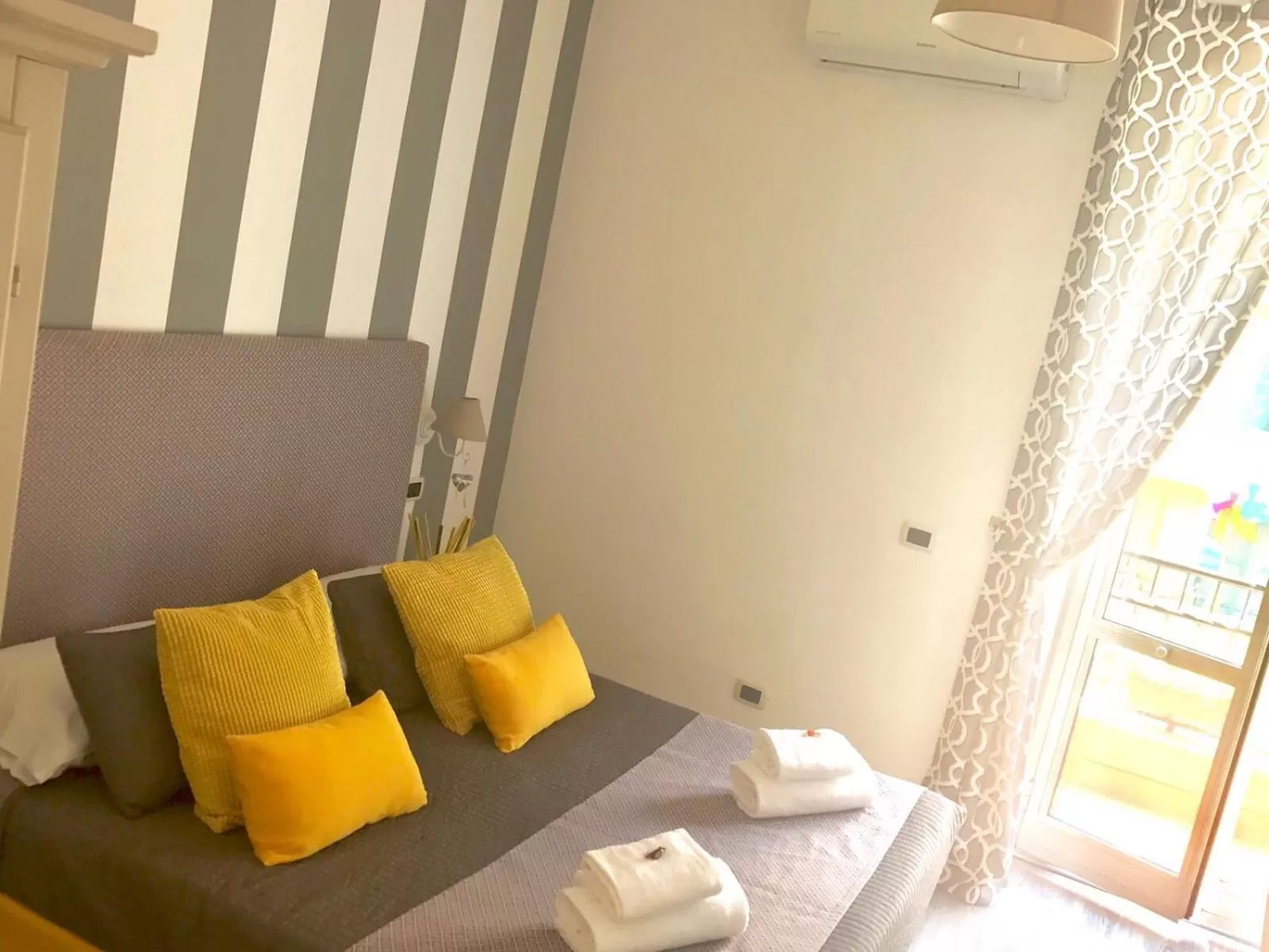 Bed in B&B Exa Rooms - Just Rome