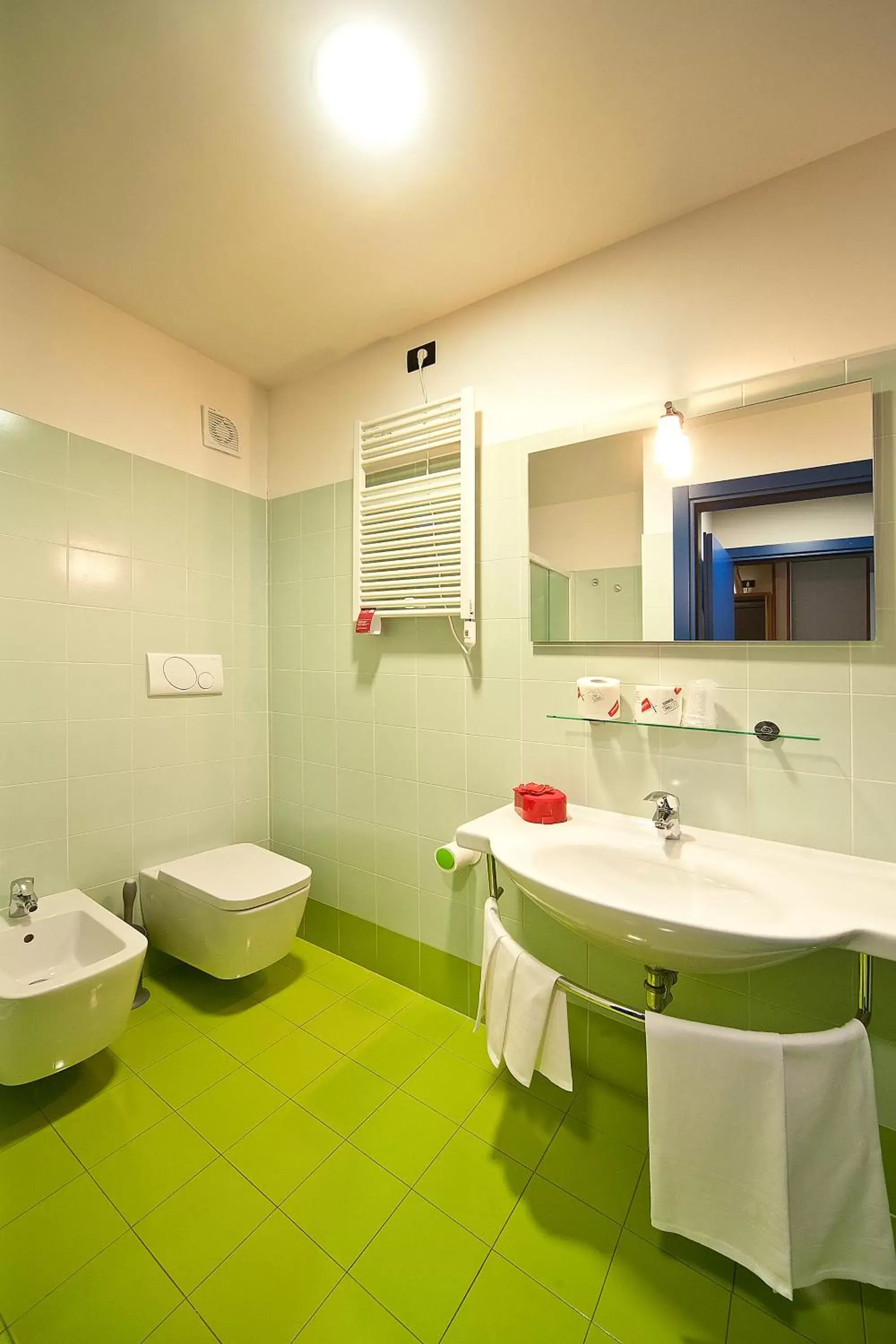 Bathroom in Ibis Styles Parma Toscanini Bathroom in Ibis Styles Parma Toscanini