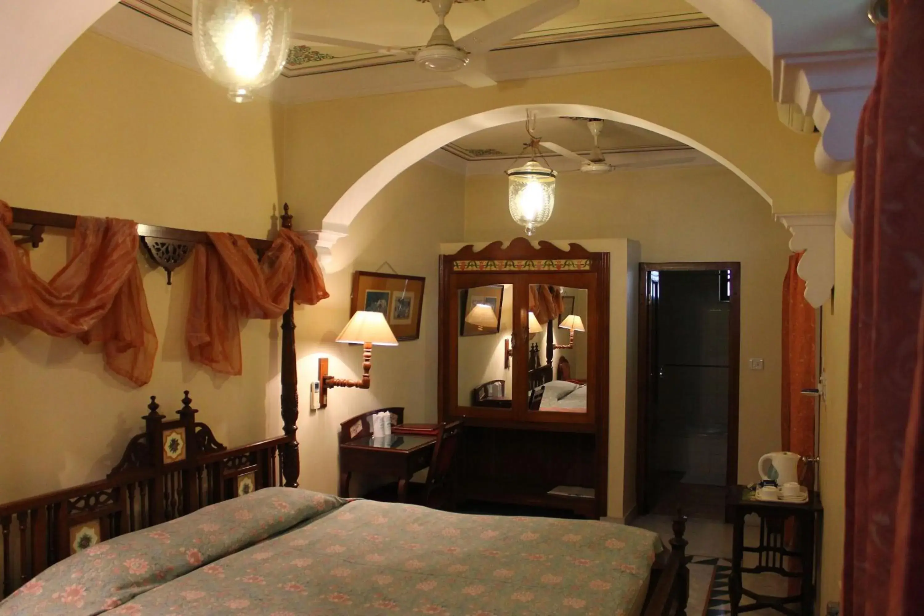 Bed in Madhuban - A Heritage Home