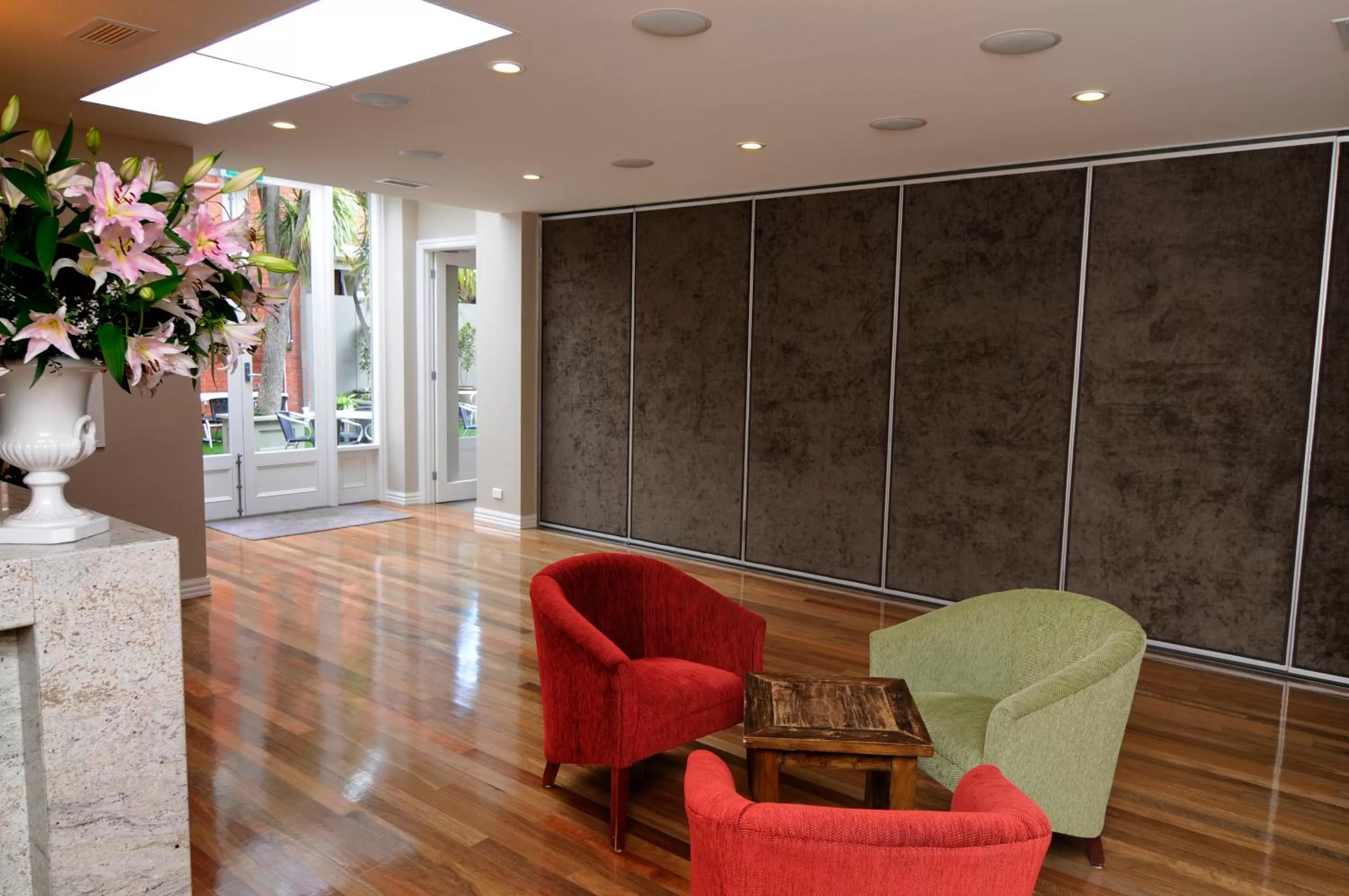 Banquet/Function facilities in Oscars Hotel and Cafe Bar