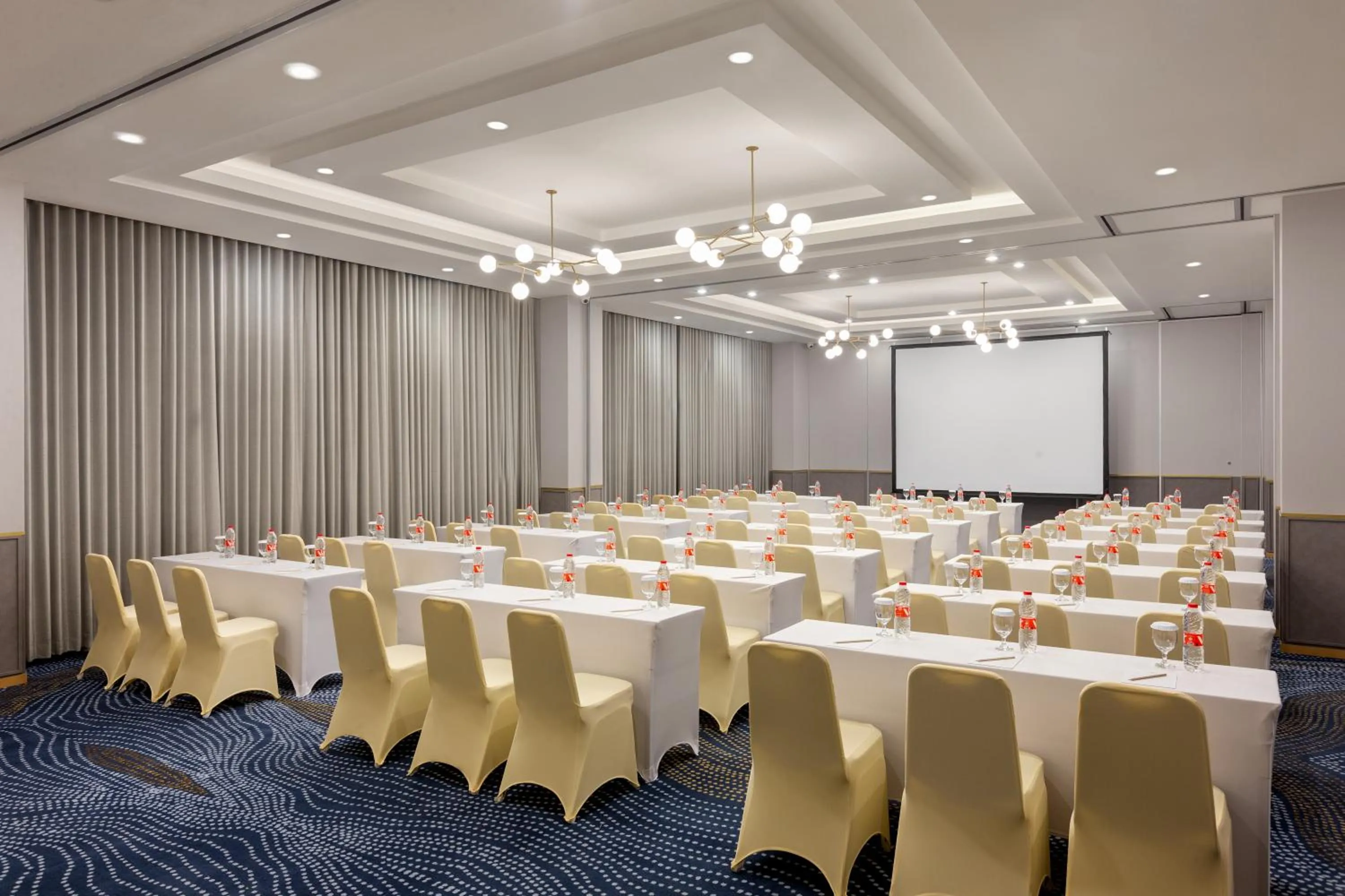 Meeting/conference room in Hotel Santika Pasir Koja Bandung