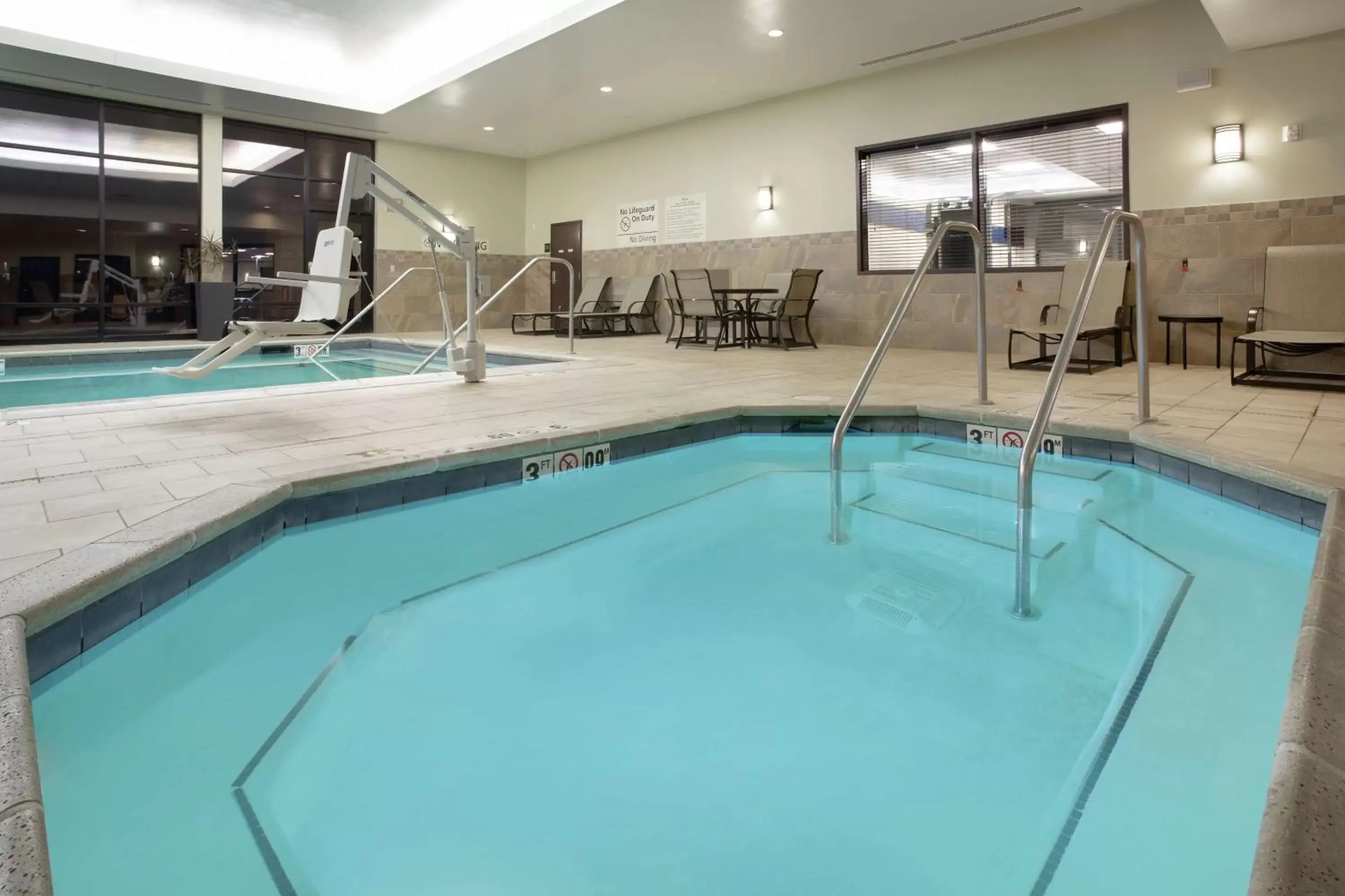 Swimming Pool in Hampton Inn & Suites I-35/Mulvane