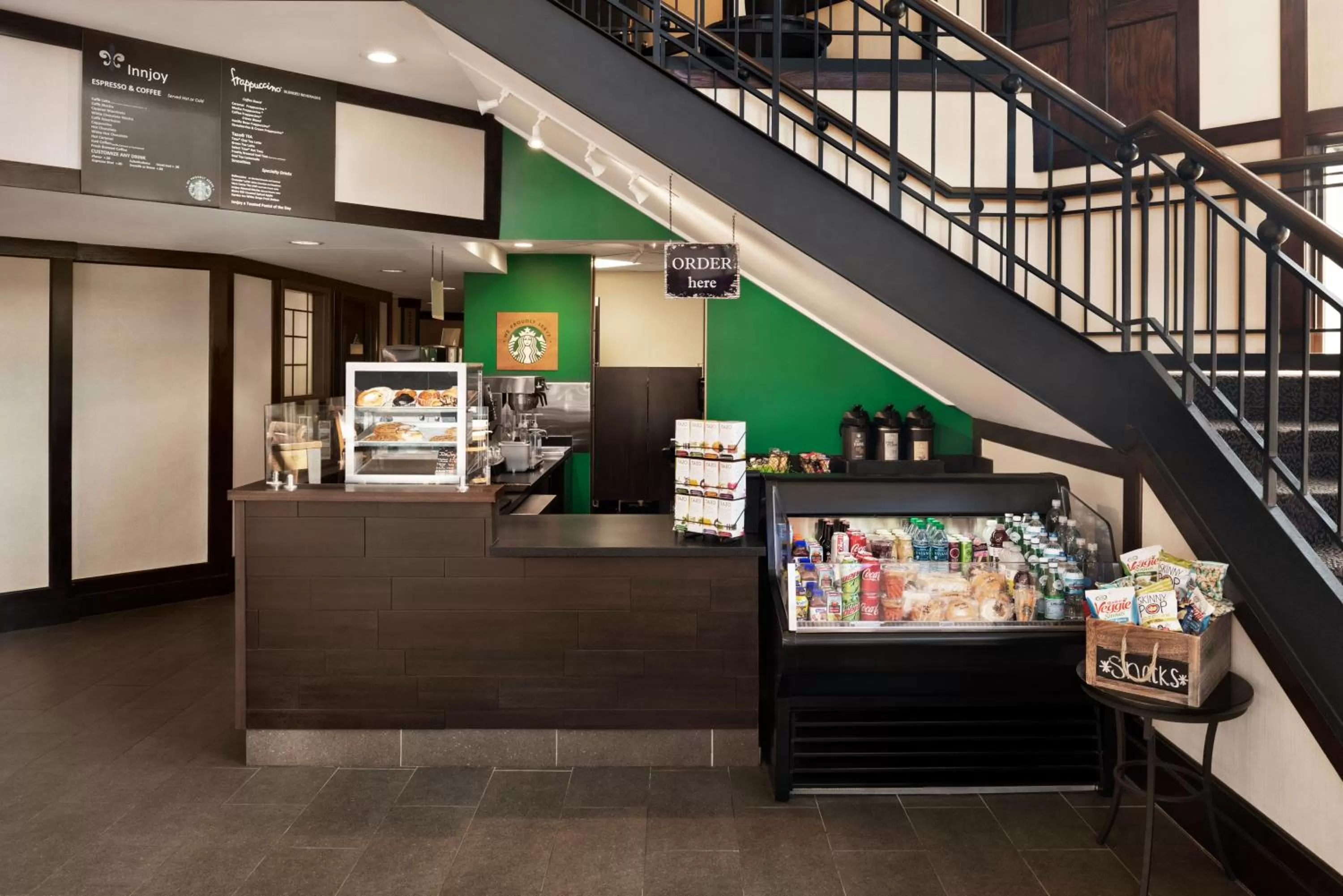 Food and drinks in The Inn at Saint Mary's