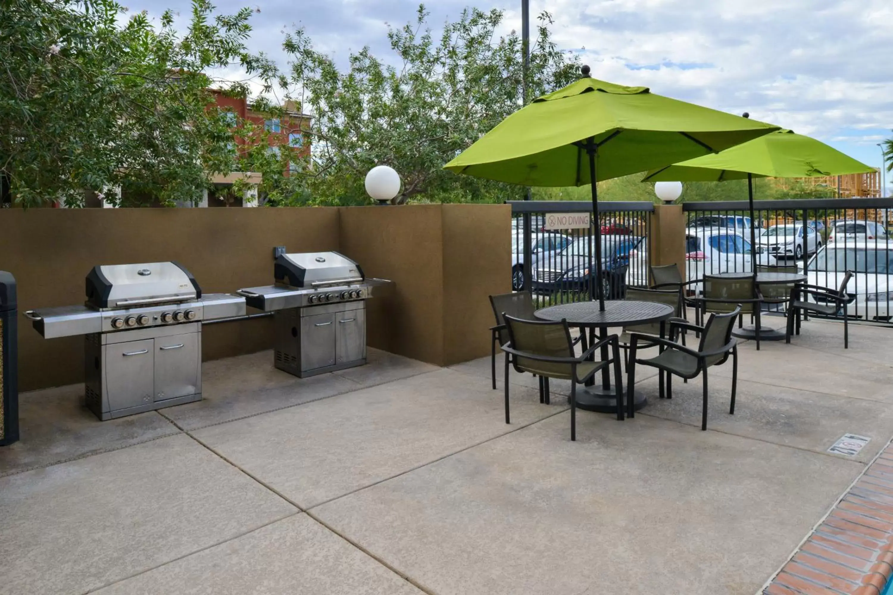 Restaurant/places to eat, BBQ Facilities in TownePlace Suites by Marriott Las Vegas Henderson